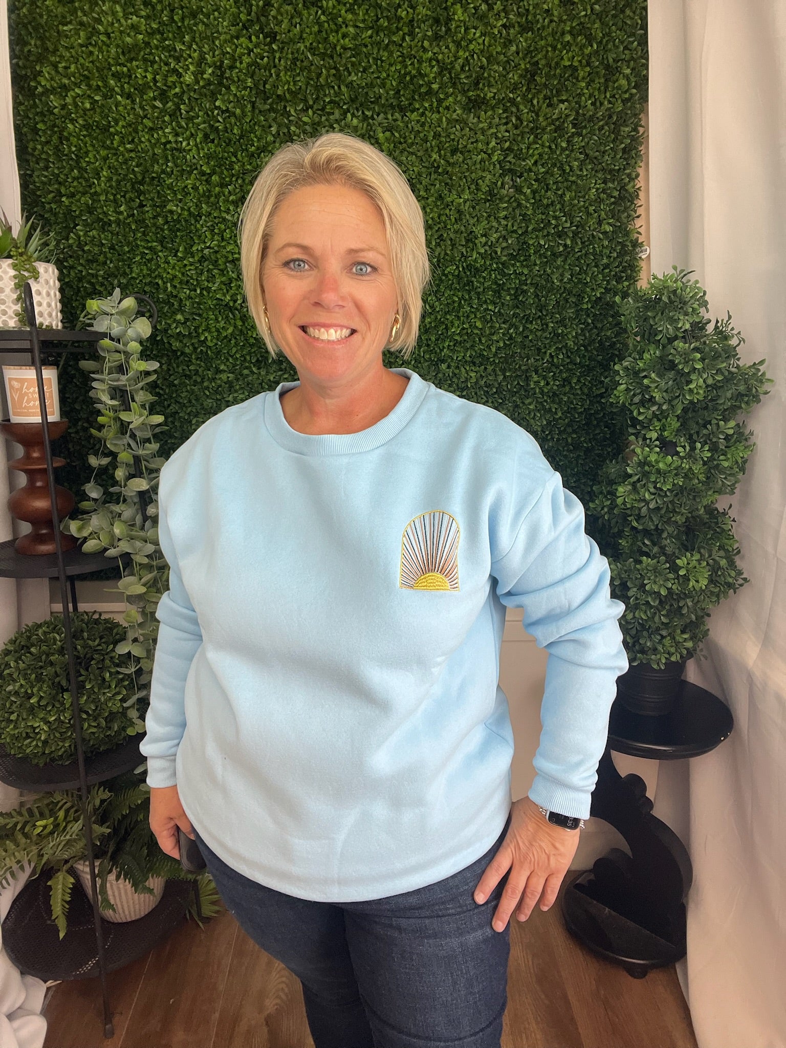 DILARA CREWNECK SWEATSHIRT - LIGHT