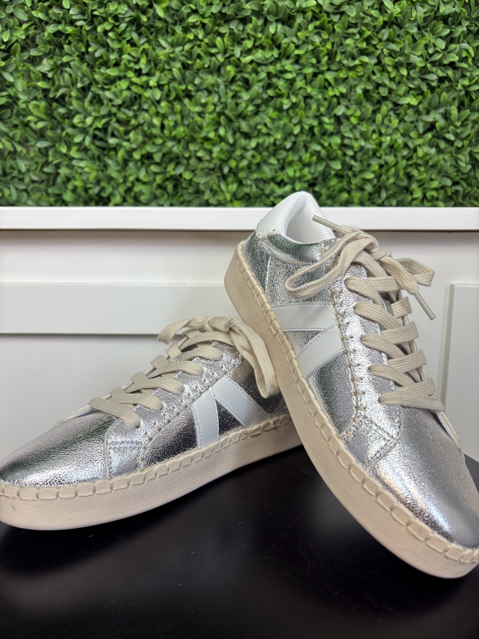 FRIEND ZONE - SILVER CRINKLE METALLIC