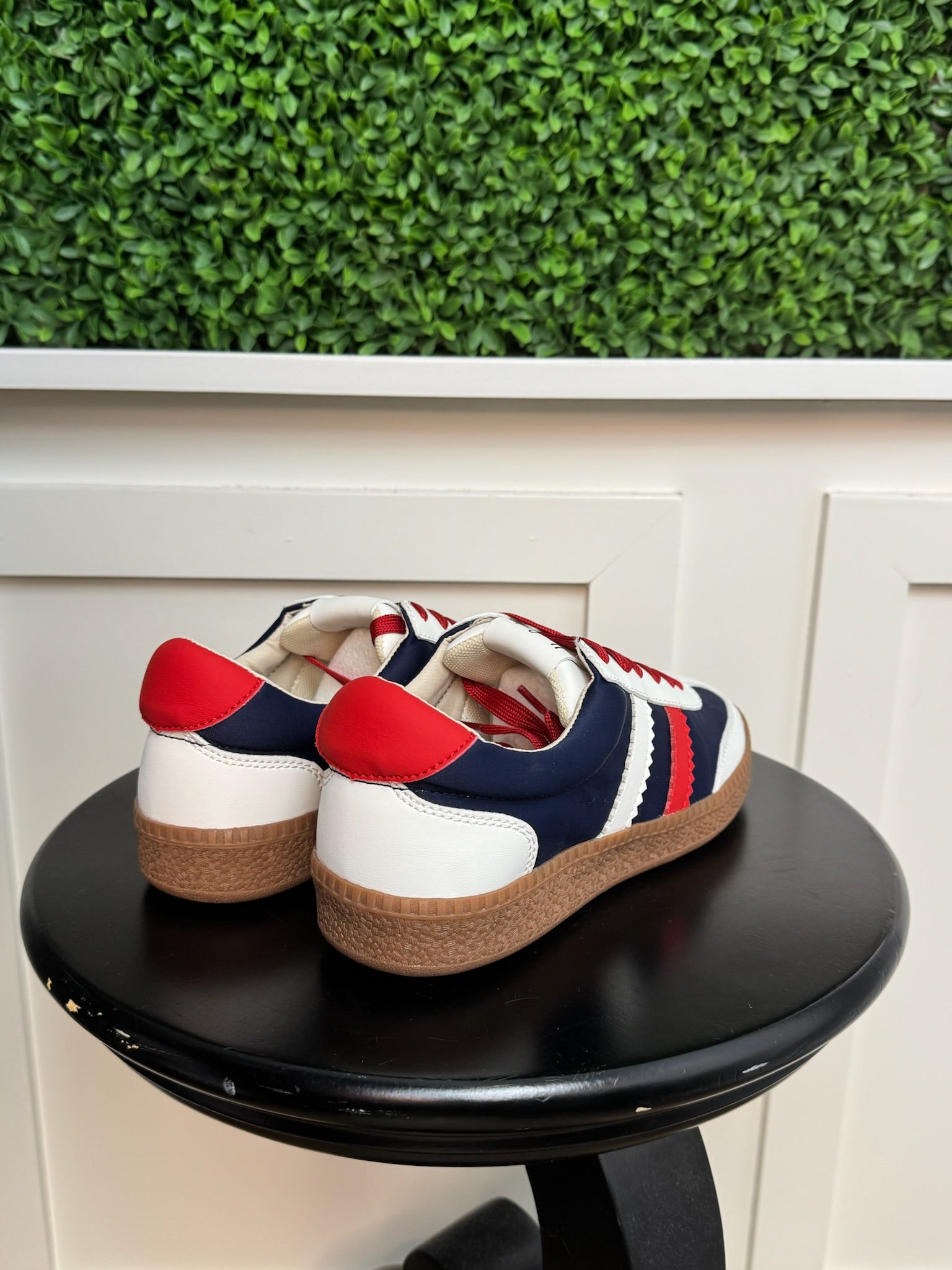 HEADS UP - RED WHITE BLUE