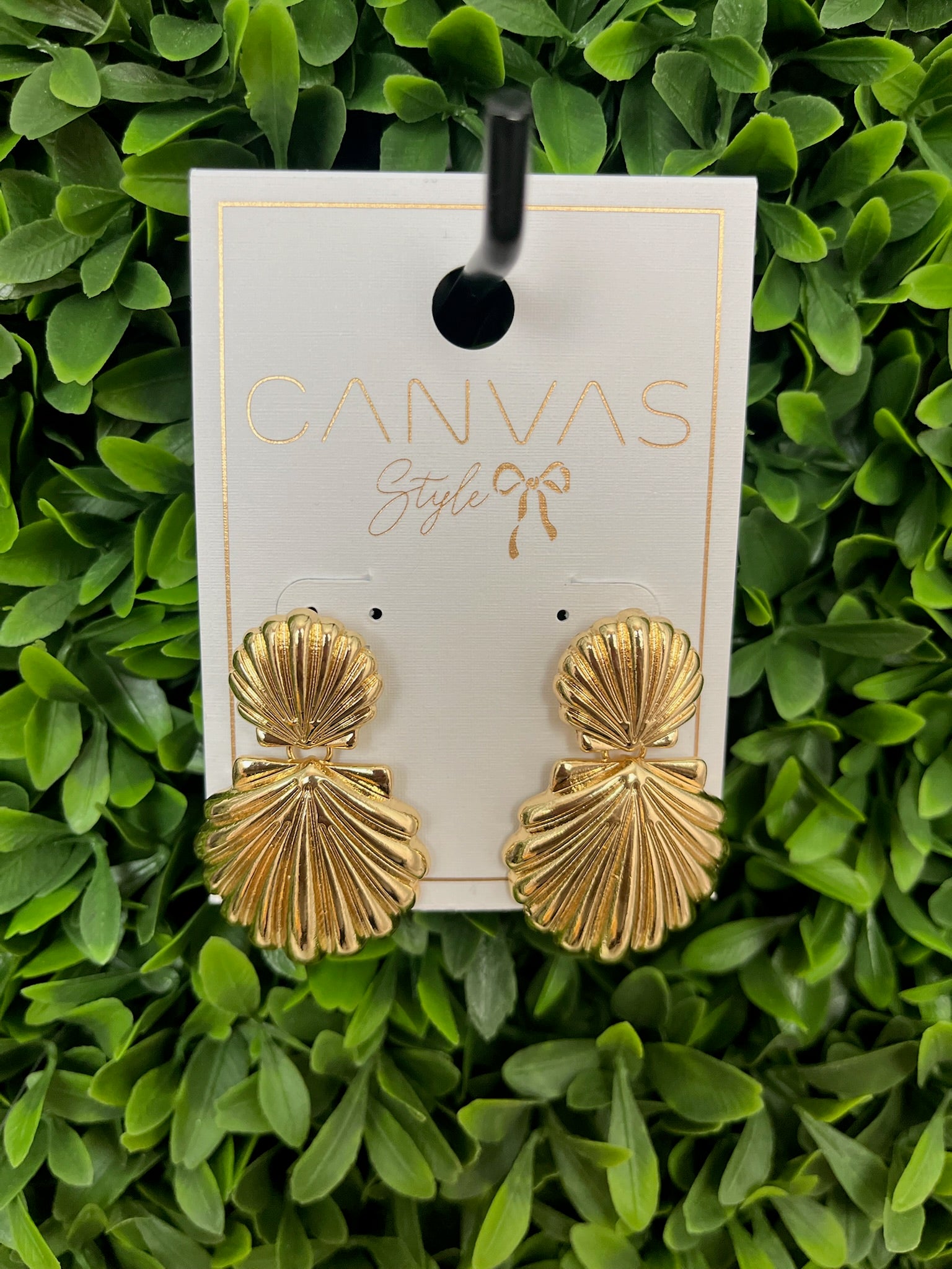 MARIANA SCALLOP SHELL EARRINGS SHINY GOLD