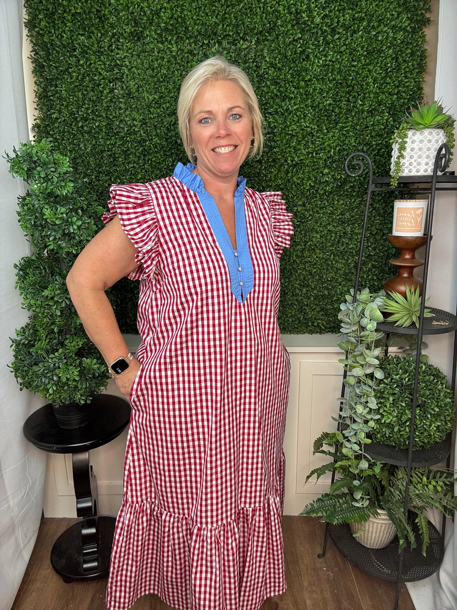 GINGHAM FLUTTER SLEEVE MIDI DRESS - RED