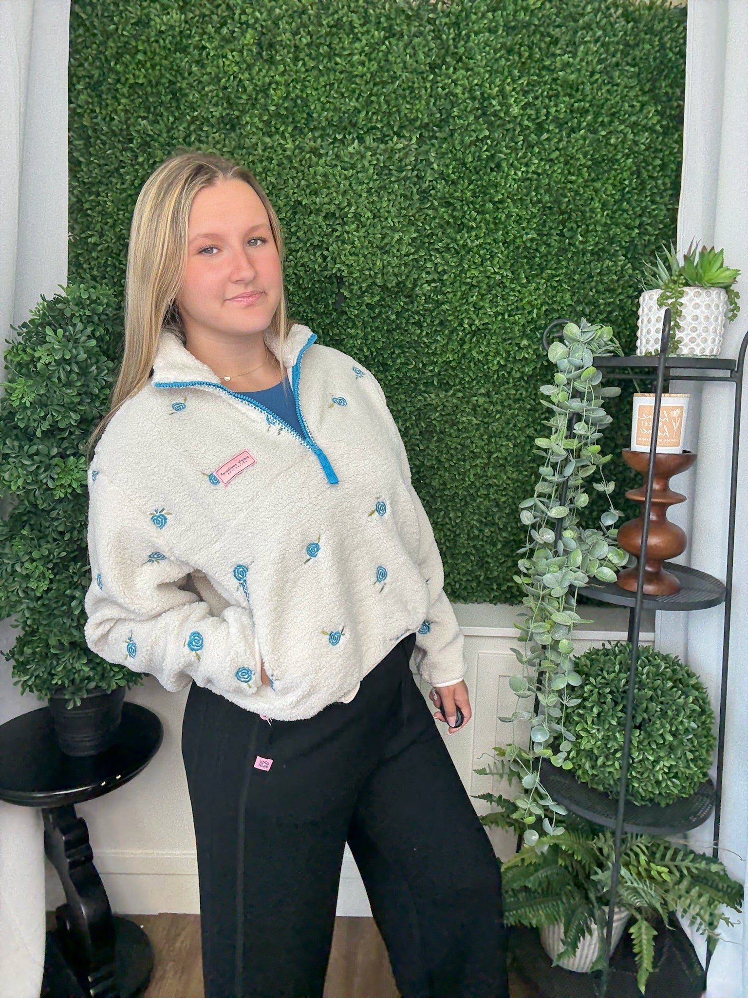 TAYLOR PULLOVER - BLUE FLORAL