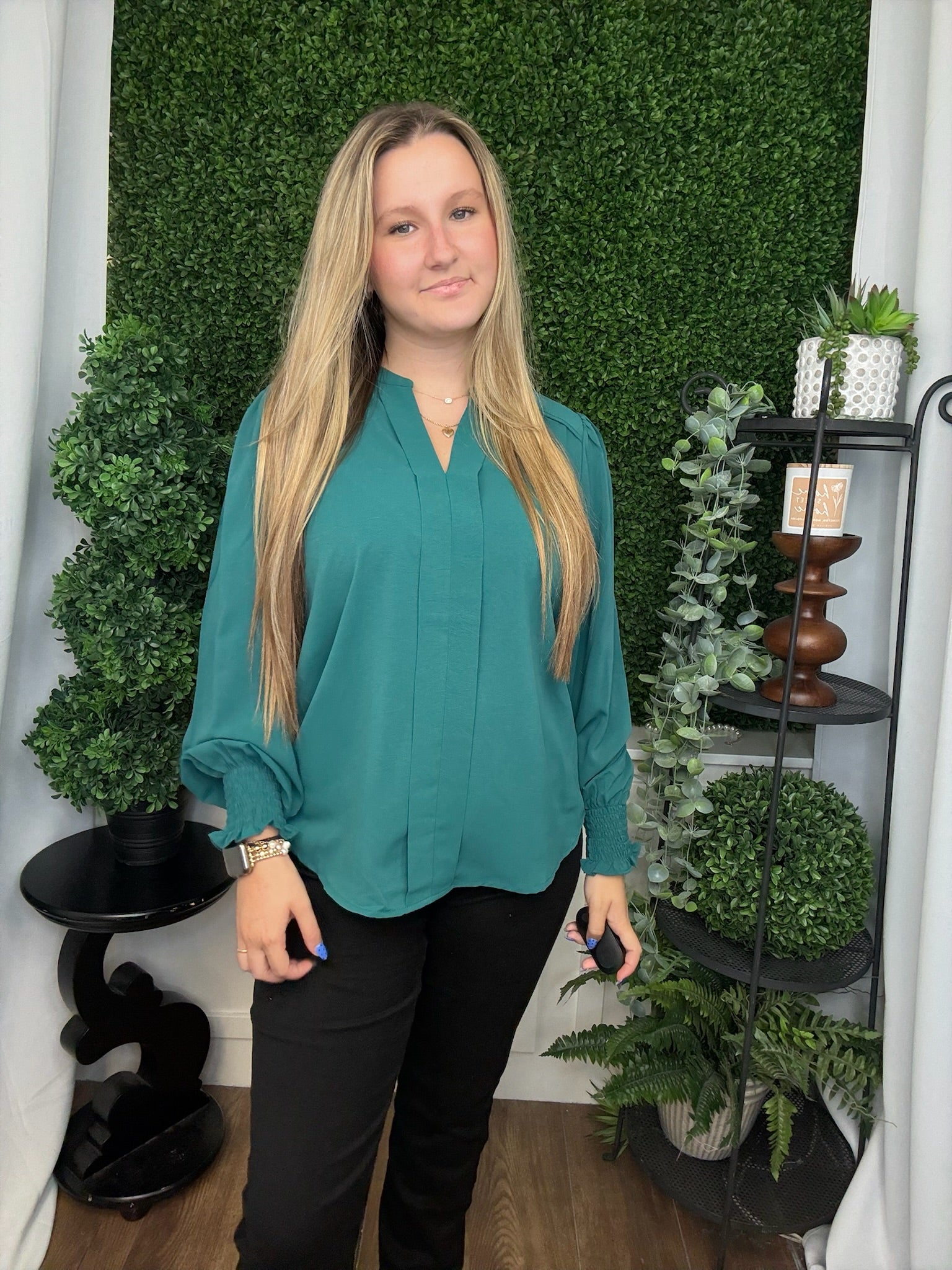 LONG SMOCKED SLEEVE FRONT PLEATS TOP