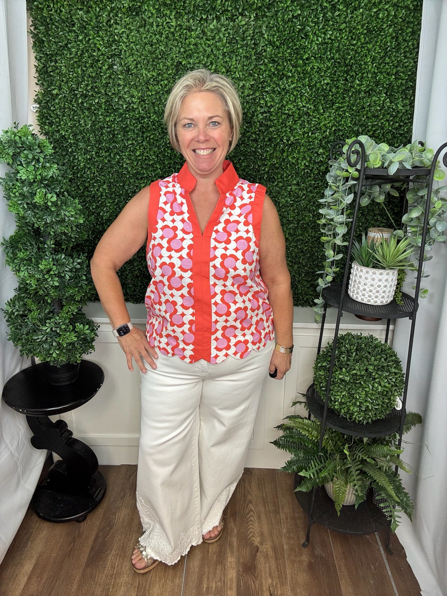 Coral Floral Sleeveless Scalloped Hem Top