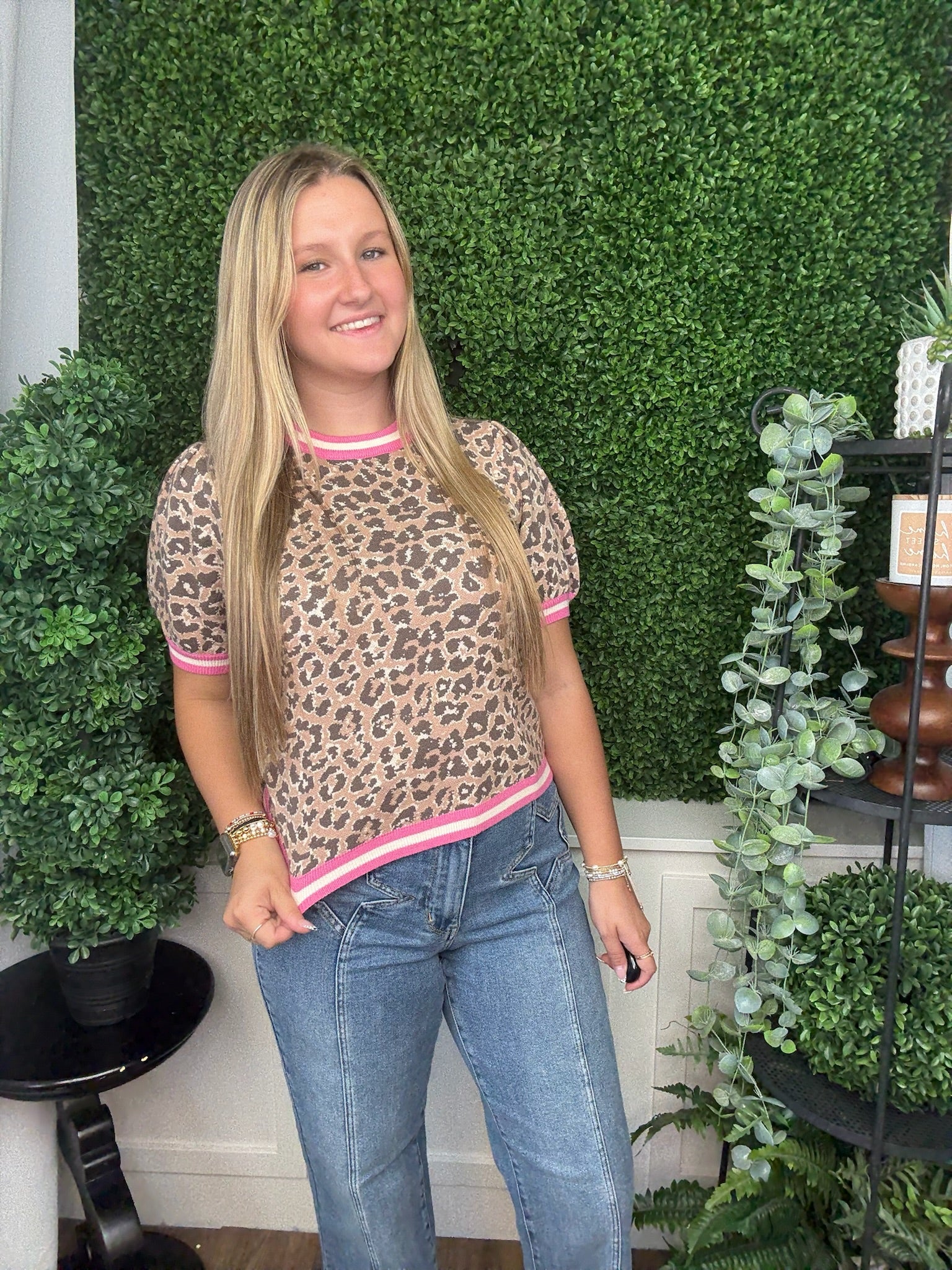 LEOPARD PATTERN SHORT PUFF SLEEVE KNIT TOP