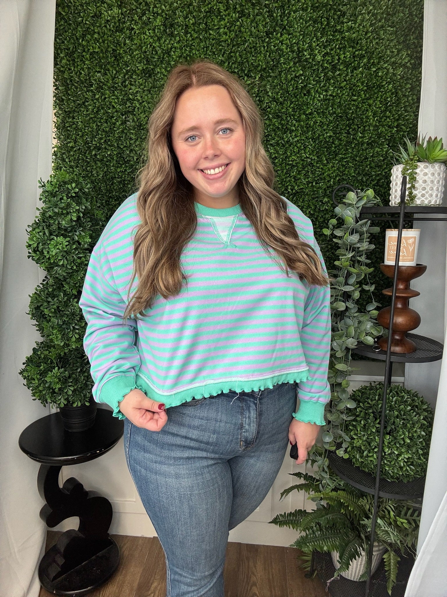 STRIPED LETTUCE MARROW DETAIL CROP SWEATSHIRT - JADE/PURPLE