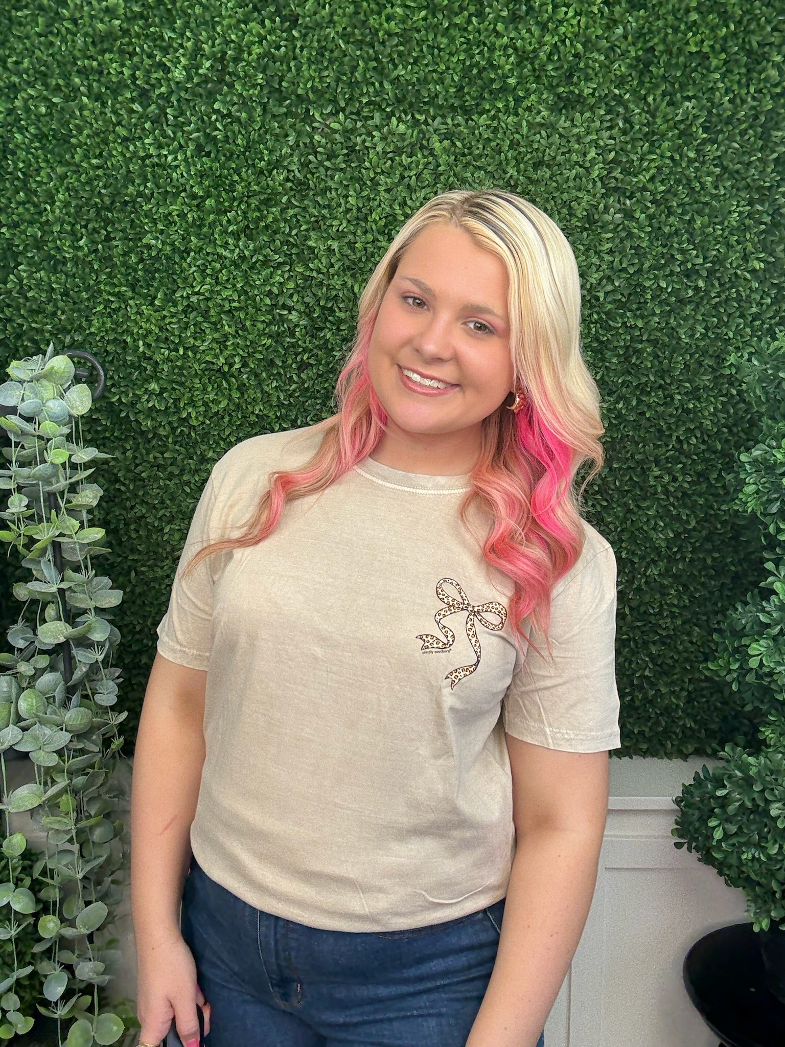 LEOPARD BOW SS - WASHED ECRU