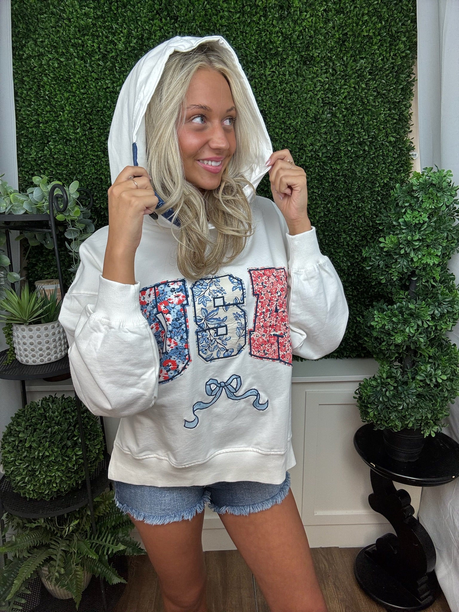 HOODED TEE - FLORAL USA