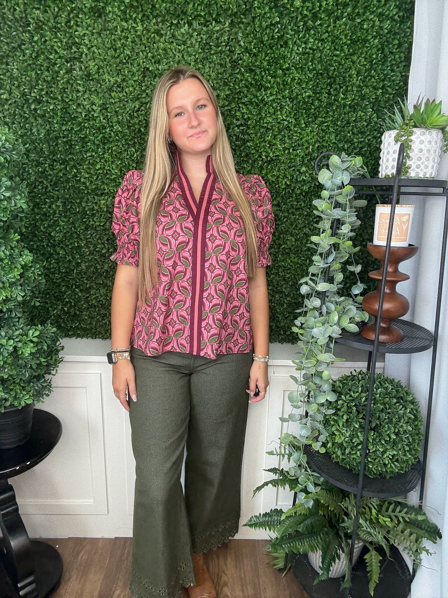 ABSTRACT PATTERN SHORT SLEEVE PUFF TOP - WINE