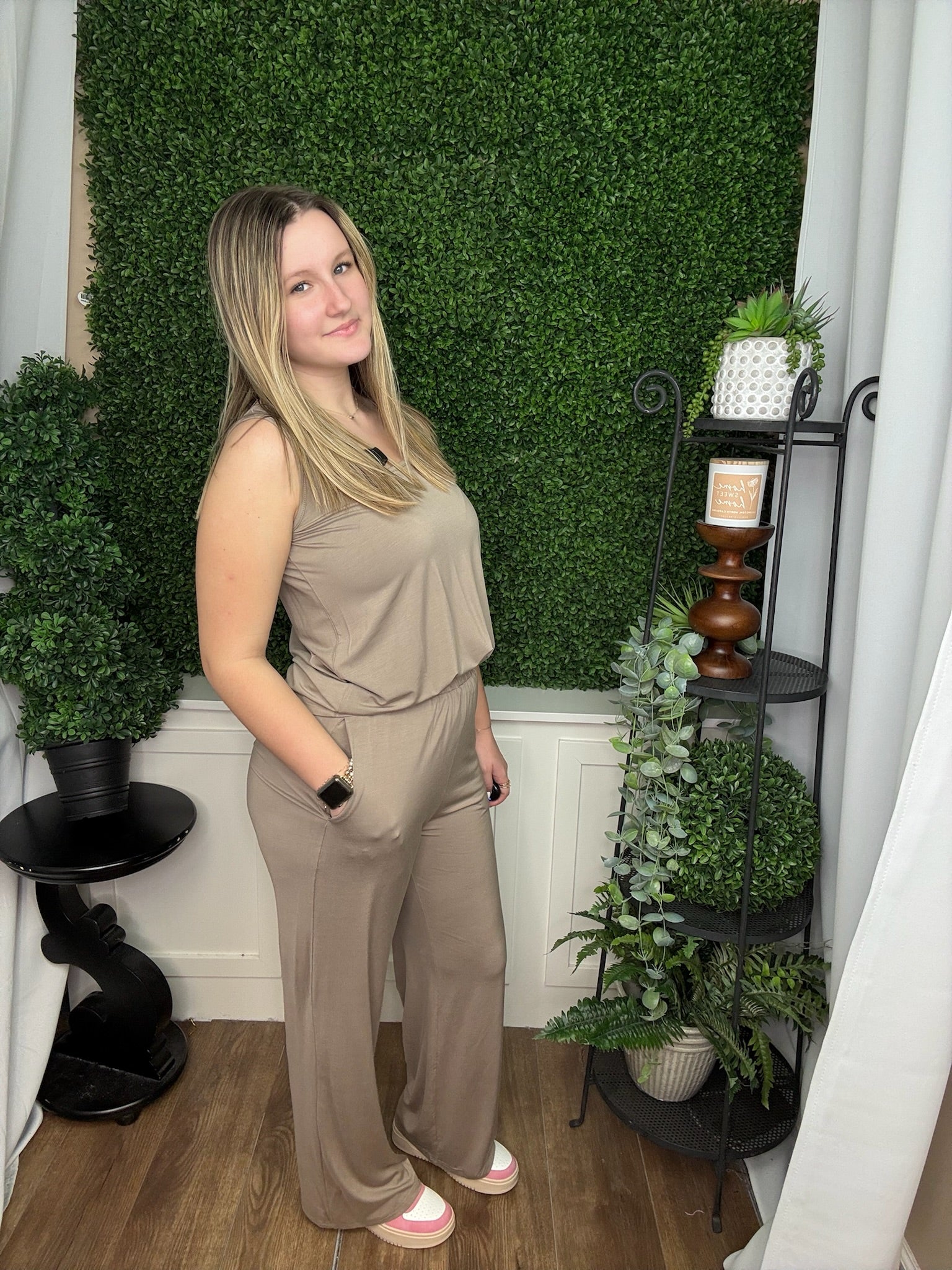 SOFT LANDING TANK - TAUPE