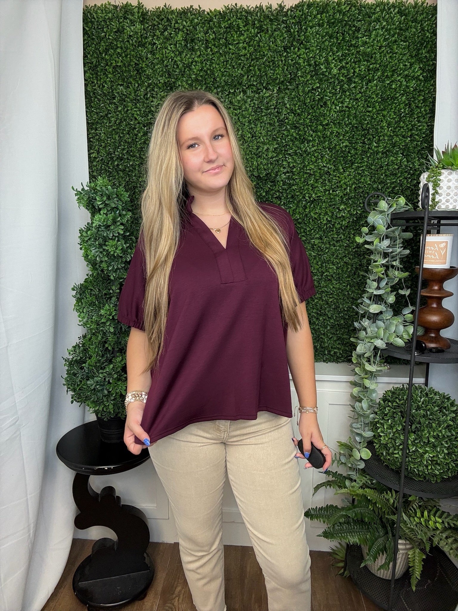 SOLID SS VNECK COLLAR BAND TOP