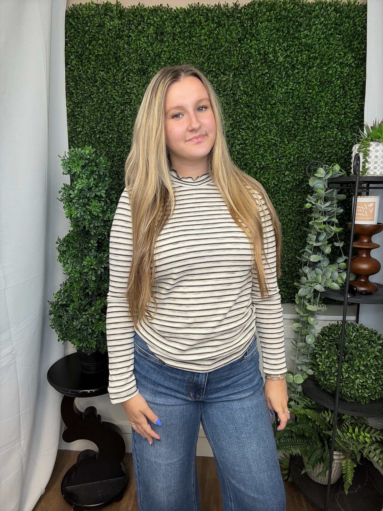 LETTUCE EDGED MOCK NECK LS KNIT TOP