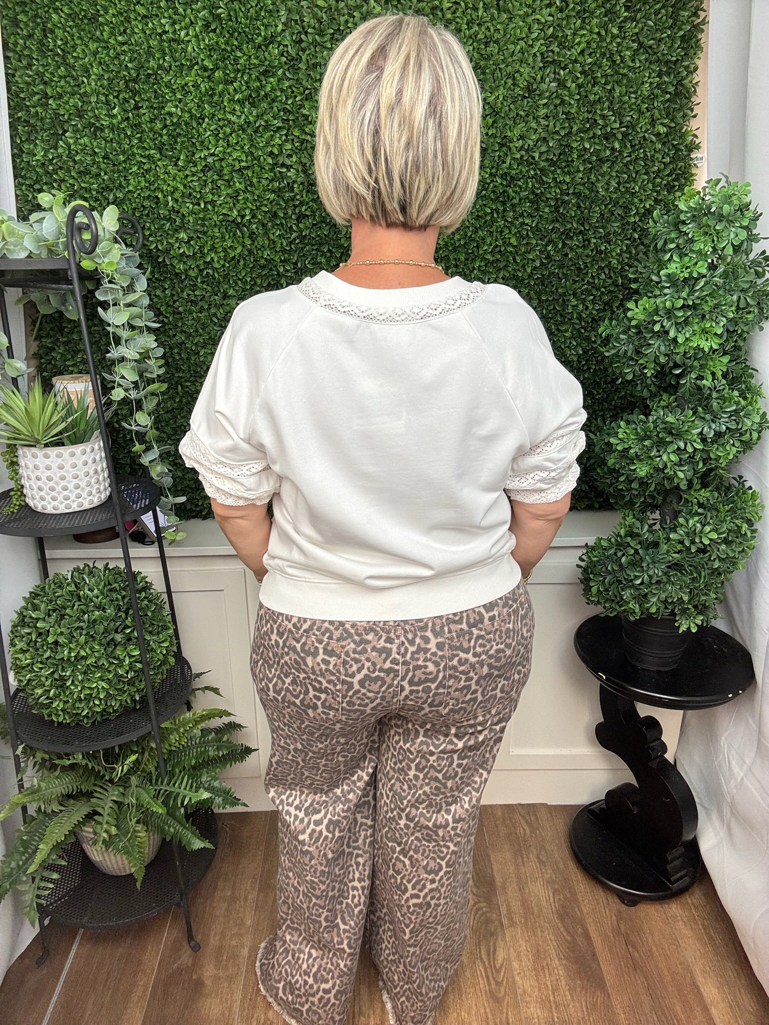 Ivory Lace Trim Short Sleeve Sweatshirt