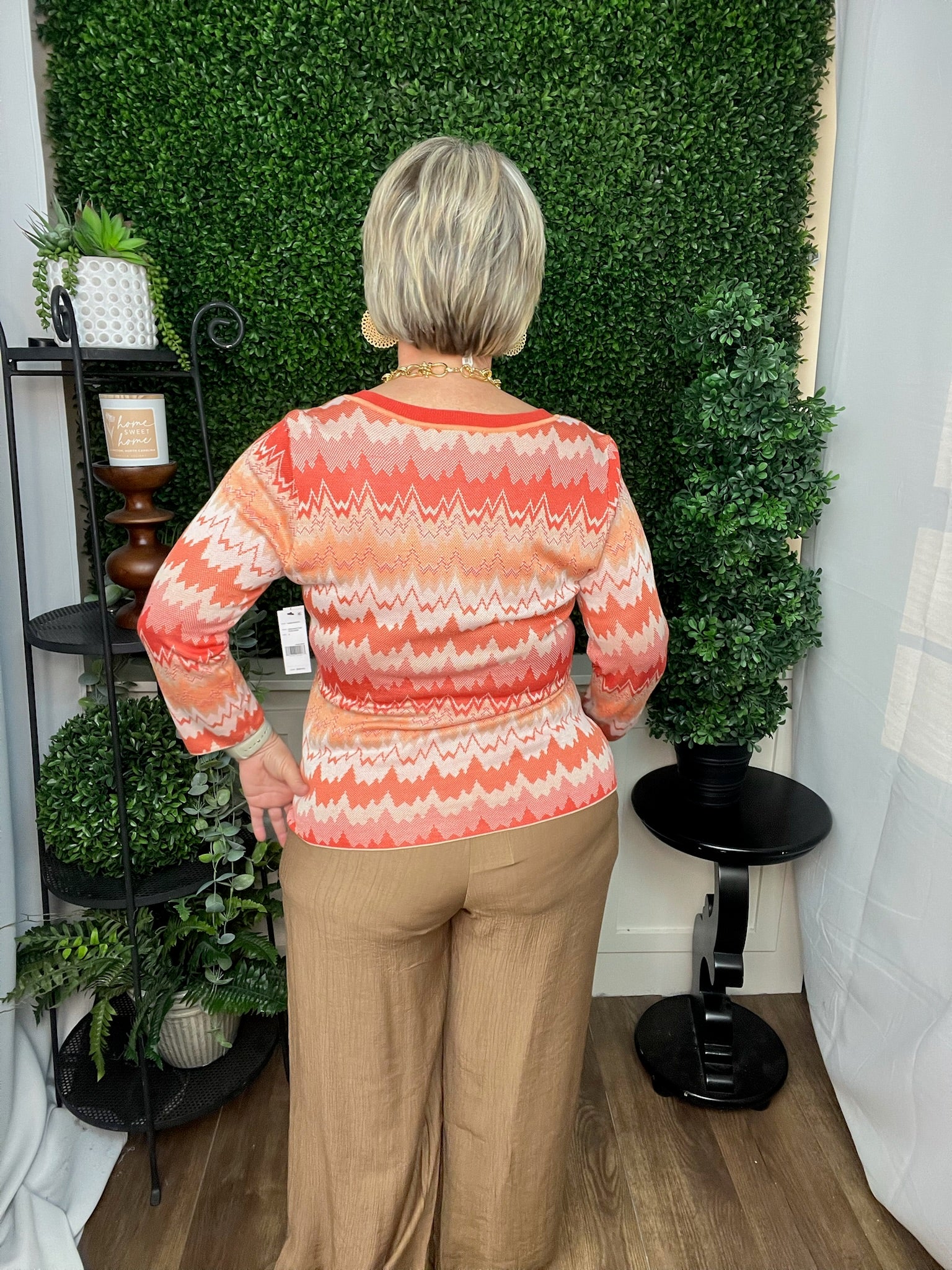 3/4 SLEEVE VNECK SWEATER - ORANGE/TAN CHEVRON