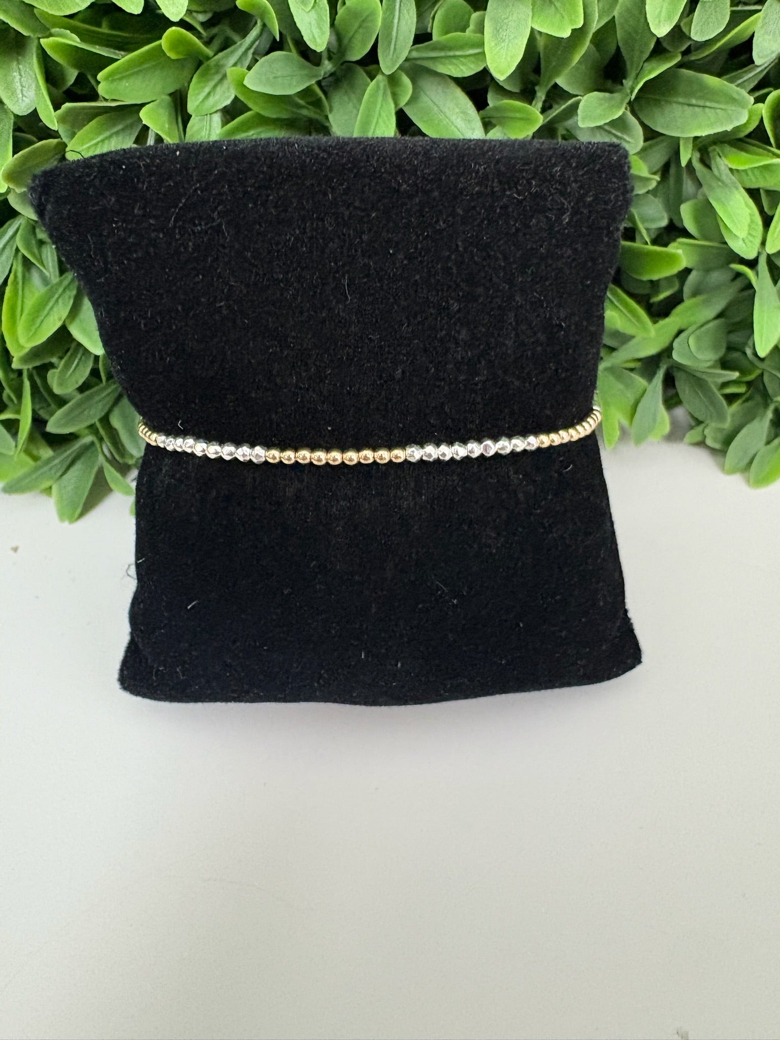 BLISSFUL PATTERN 2MM BRIGHT SILVER FACETED HEMATITE