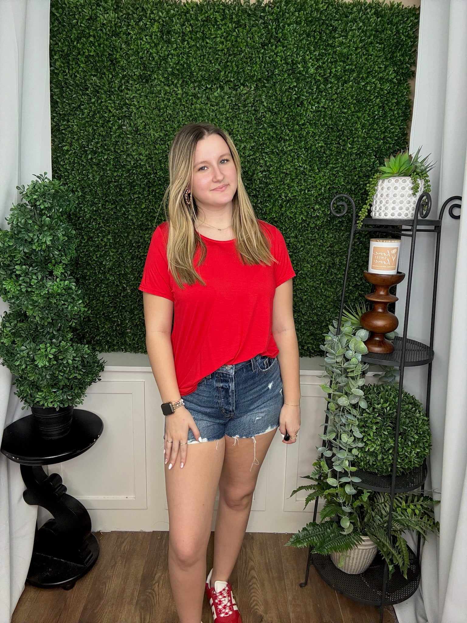 ERIN PLEAT BACK TEE - TANGO RED