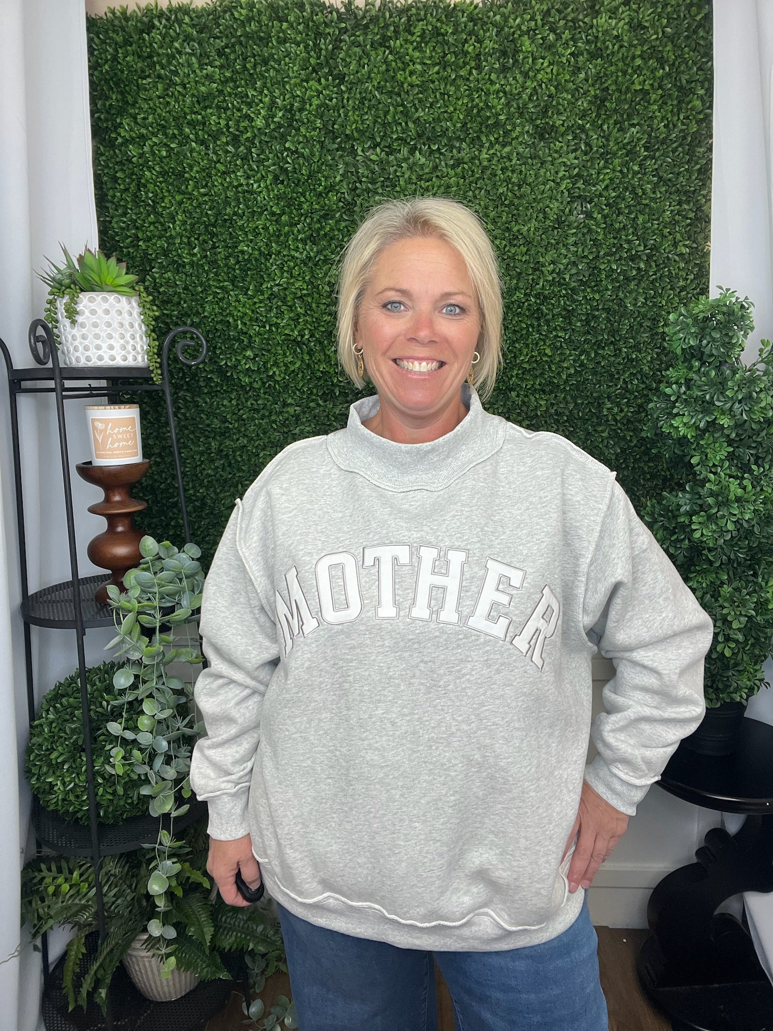 EMBROIDERED MOCK NECK SWEATSHIRT - MOTHER - GREY