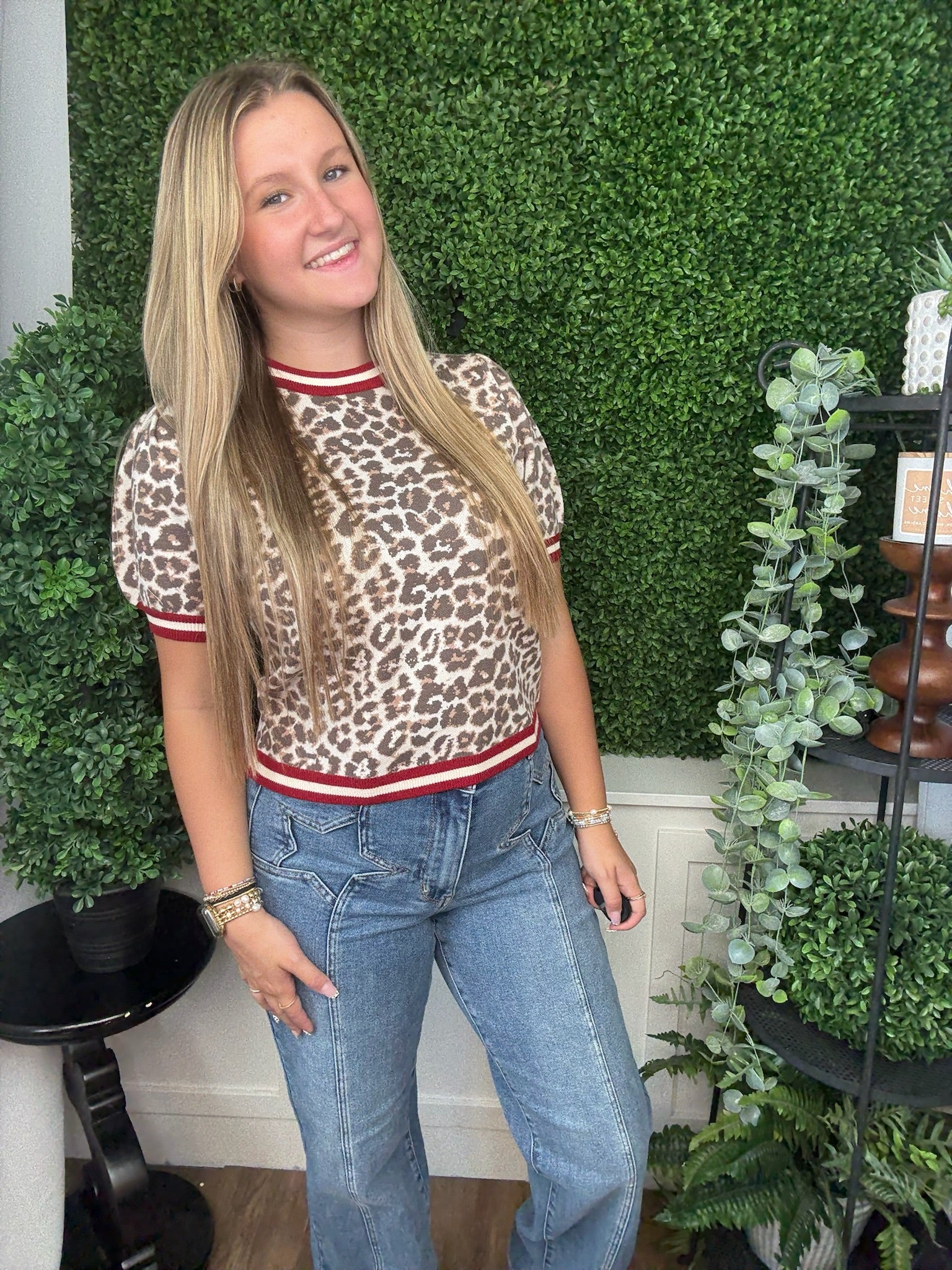 LEOPARD PATTERN SHORT PUFF SLEEVE KNIT TOP