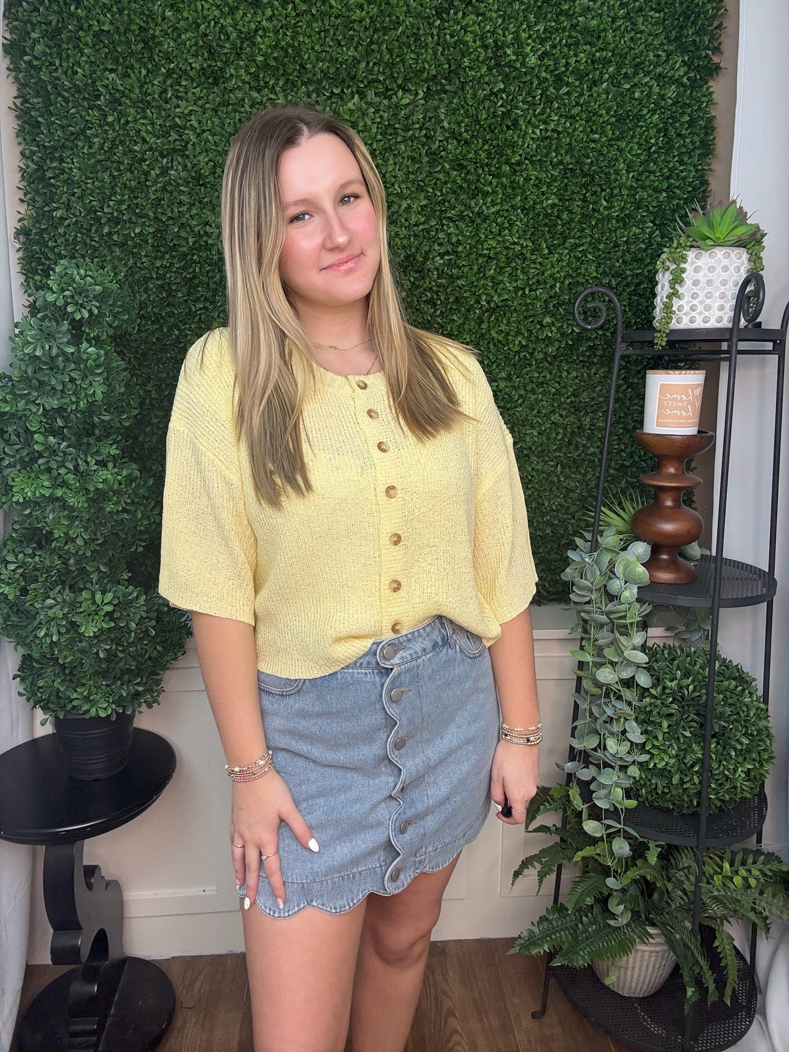 Scallop Edge Button-Front Denim Skirt