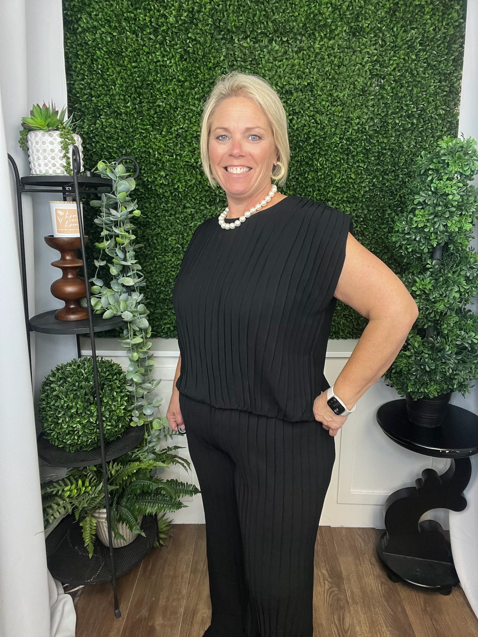 PLEATED TOP AND PANTS SET - BLACK