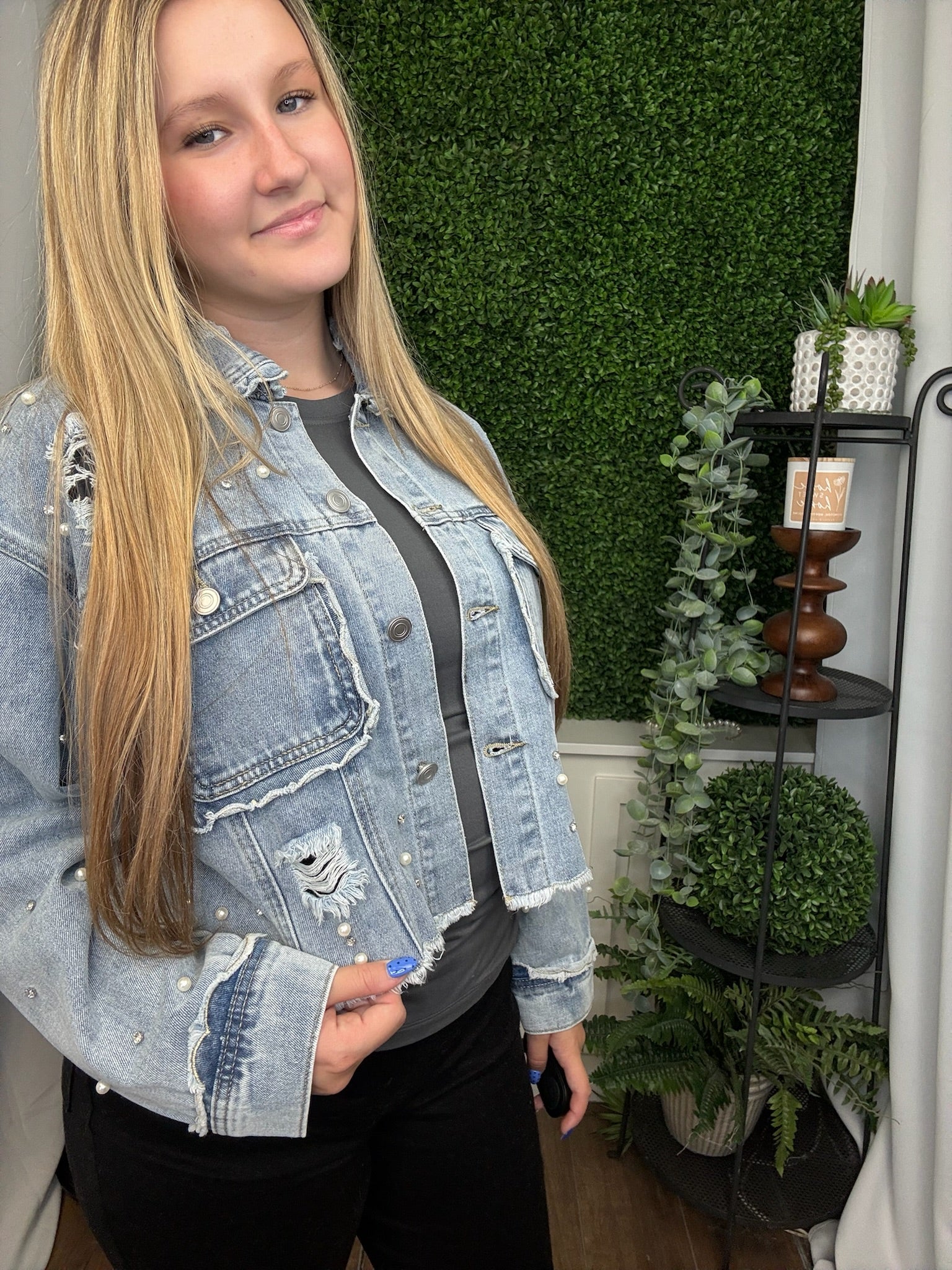 SCALLOP DETAILED GLITZY DENIM JACKET - MEDIUM WASH