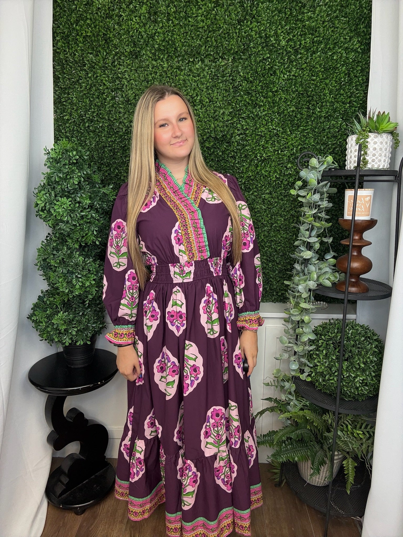 FLOWER PATCH BORDER VNEC OPEN COLLAR RUFFLE SLEEVE DRESS - PLUM MIX