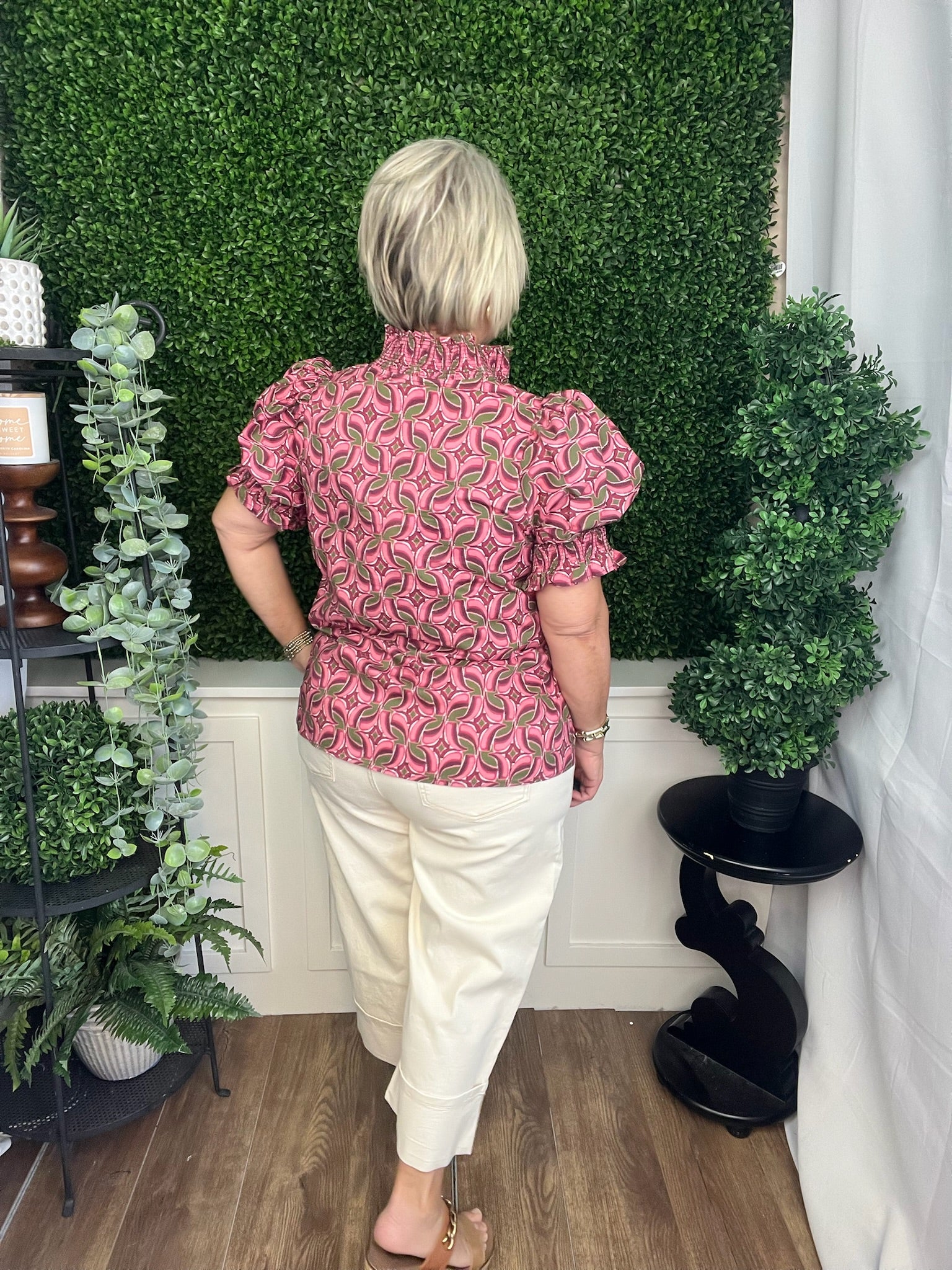 ABSTRACT PATTERN SHORT SLEEVE PUFF TOP - WINE