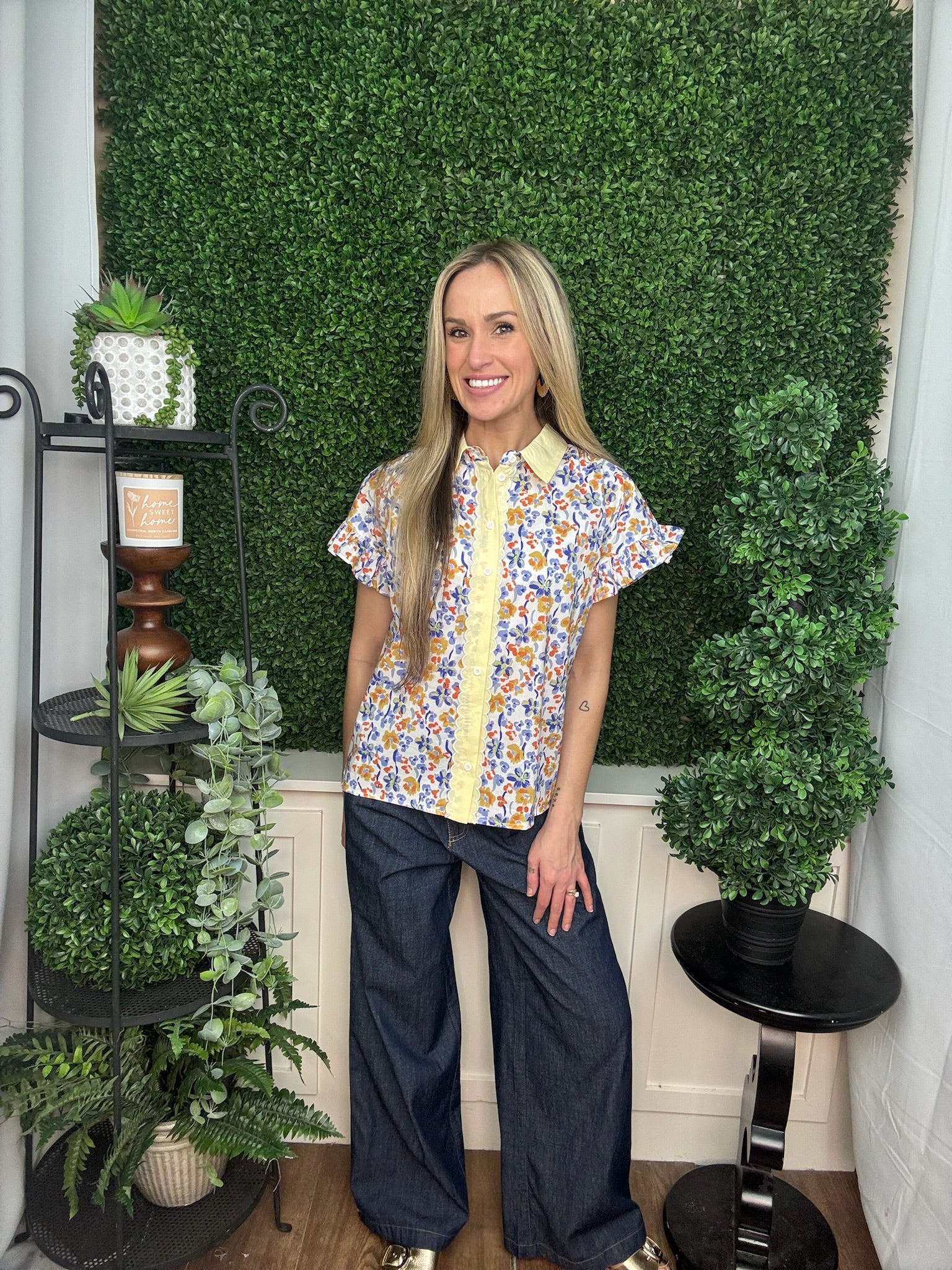 Garden Contrast Collar Blouse