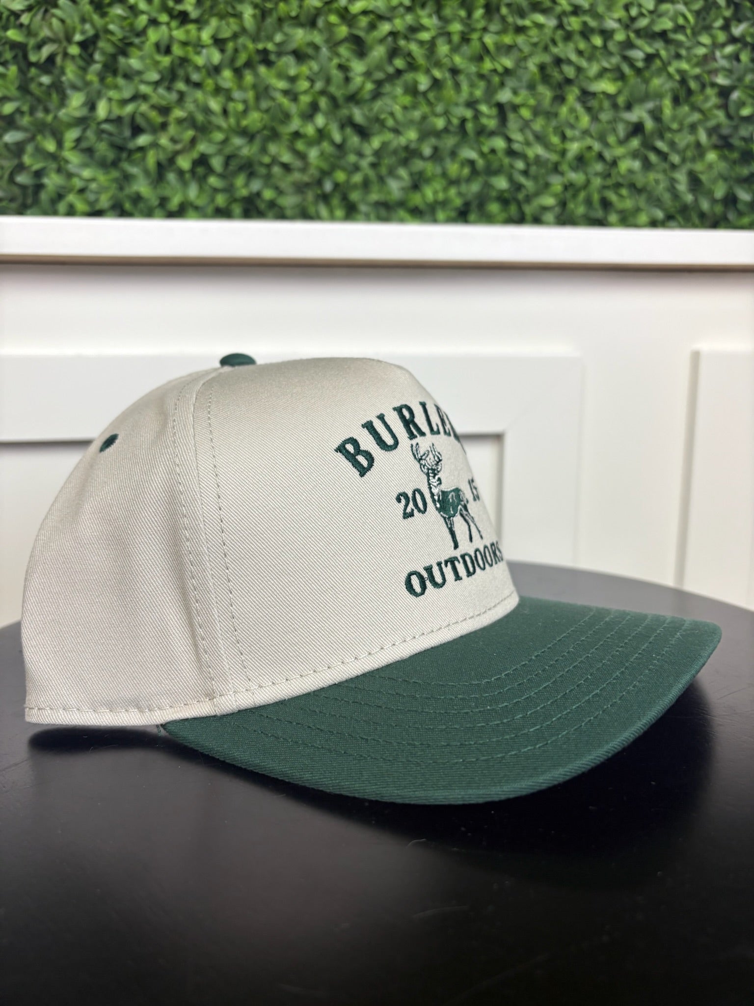 VINTAGE WHITETAIL DEER CAP - CREAM