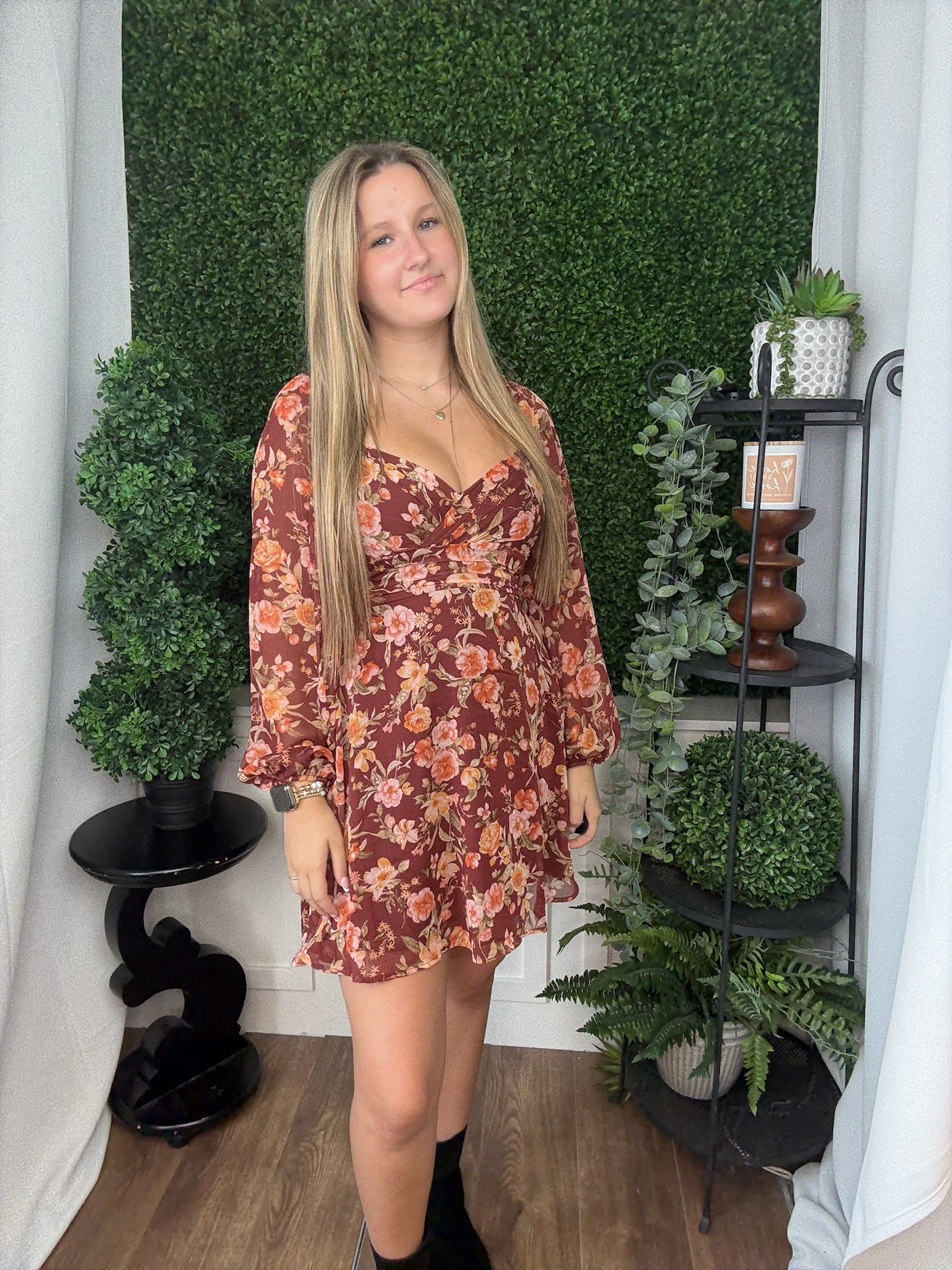 FLORAL PRNT 3/4 SLV MINI DRESS W/ TIE BACK