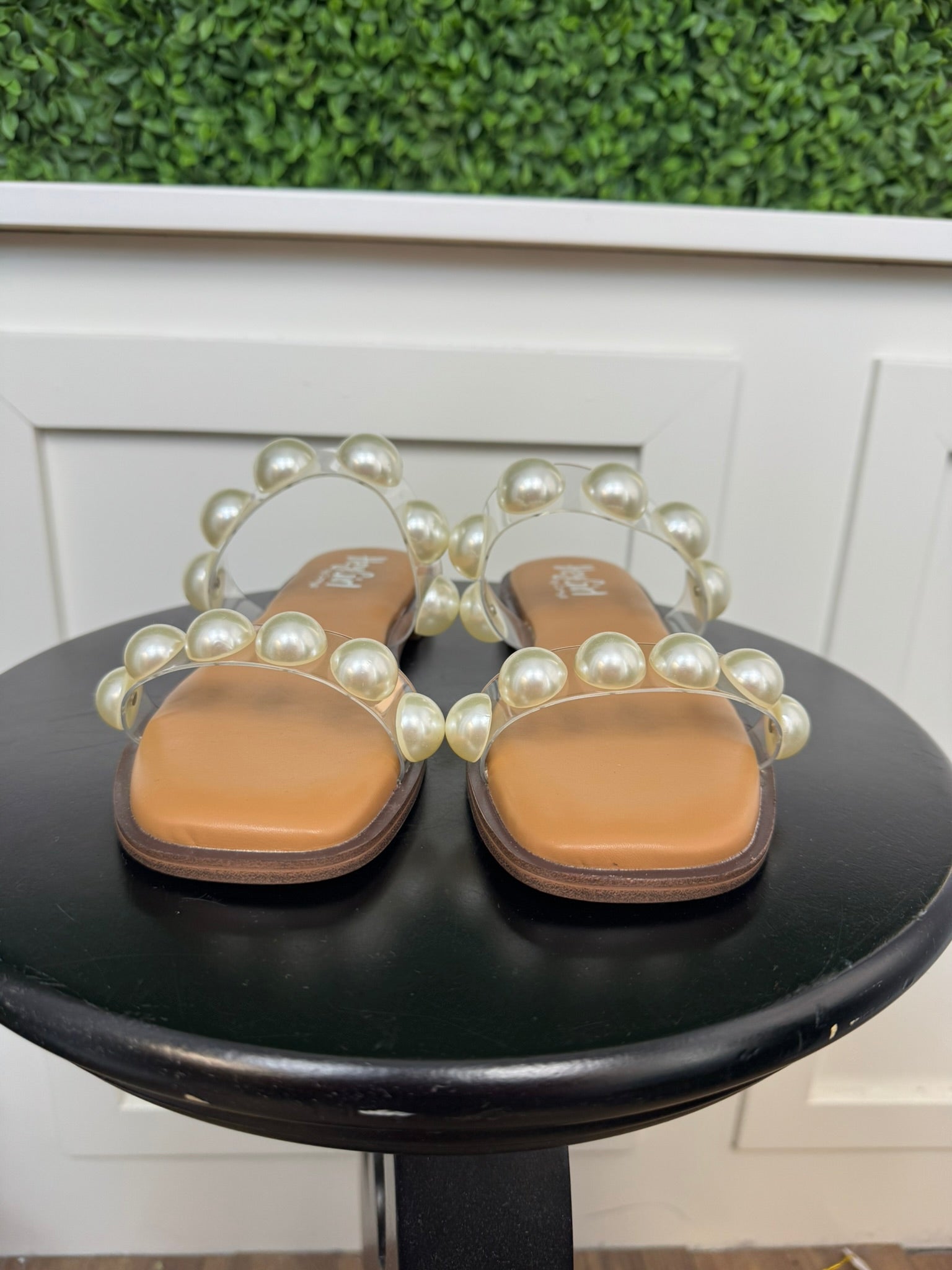 CATCH A BUZZ - CLEAR