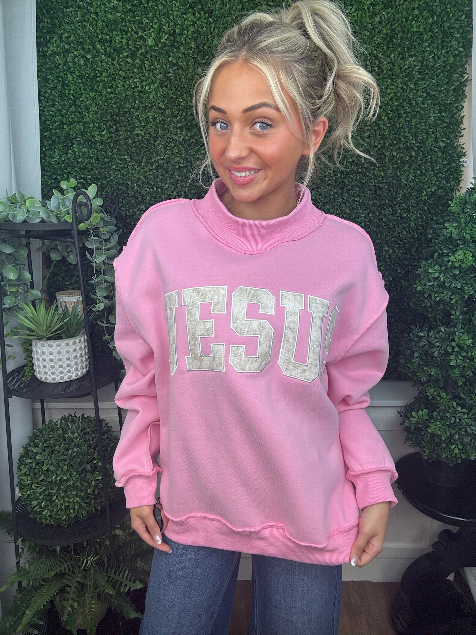 Jesus Graphic Mock Neck Pullover – Pink/Camo