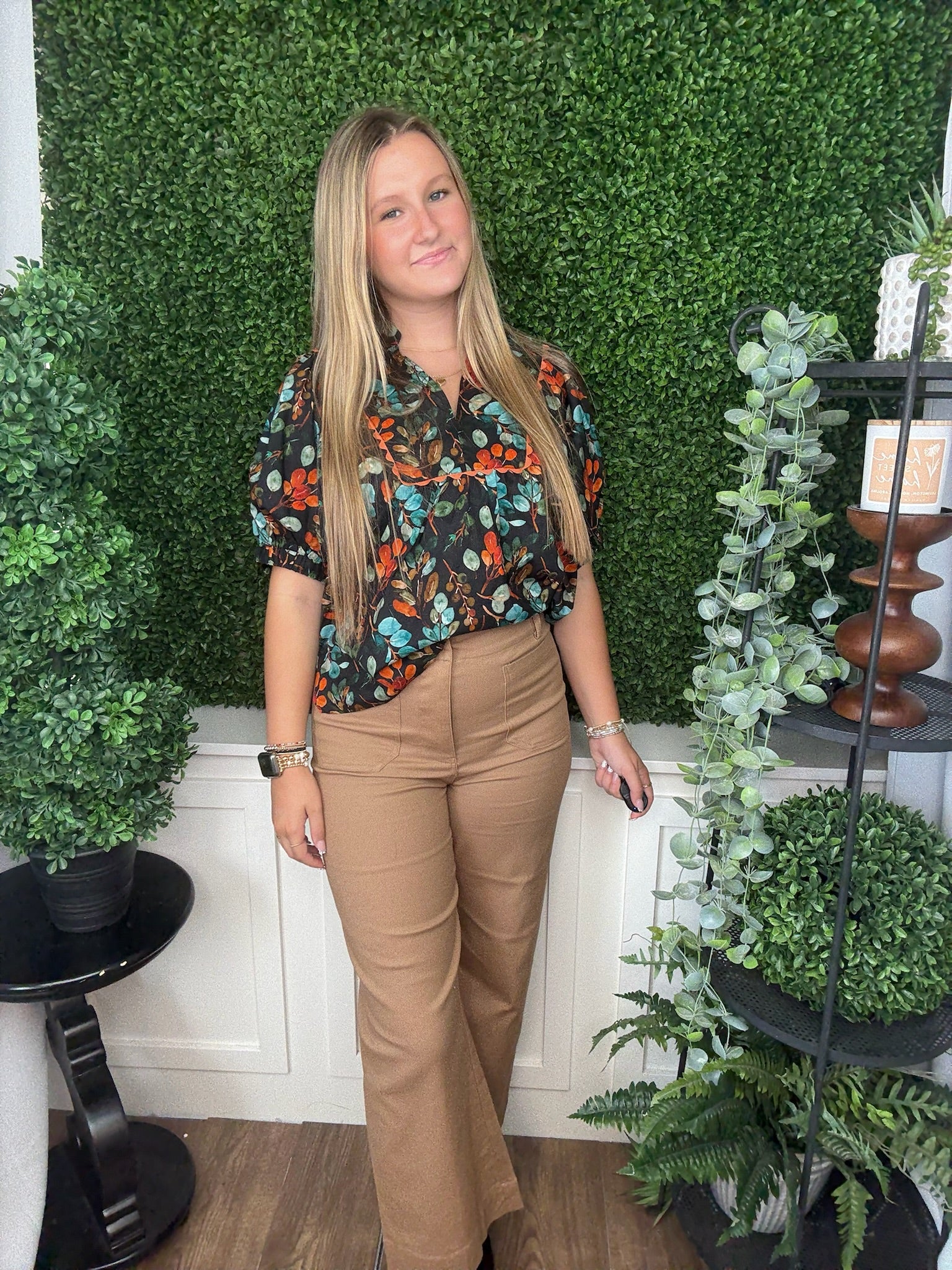 BOTANICAL PRINT VNECK DOLMAN TOP - BLACK