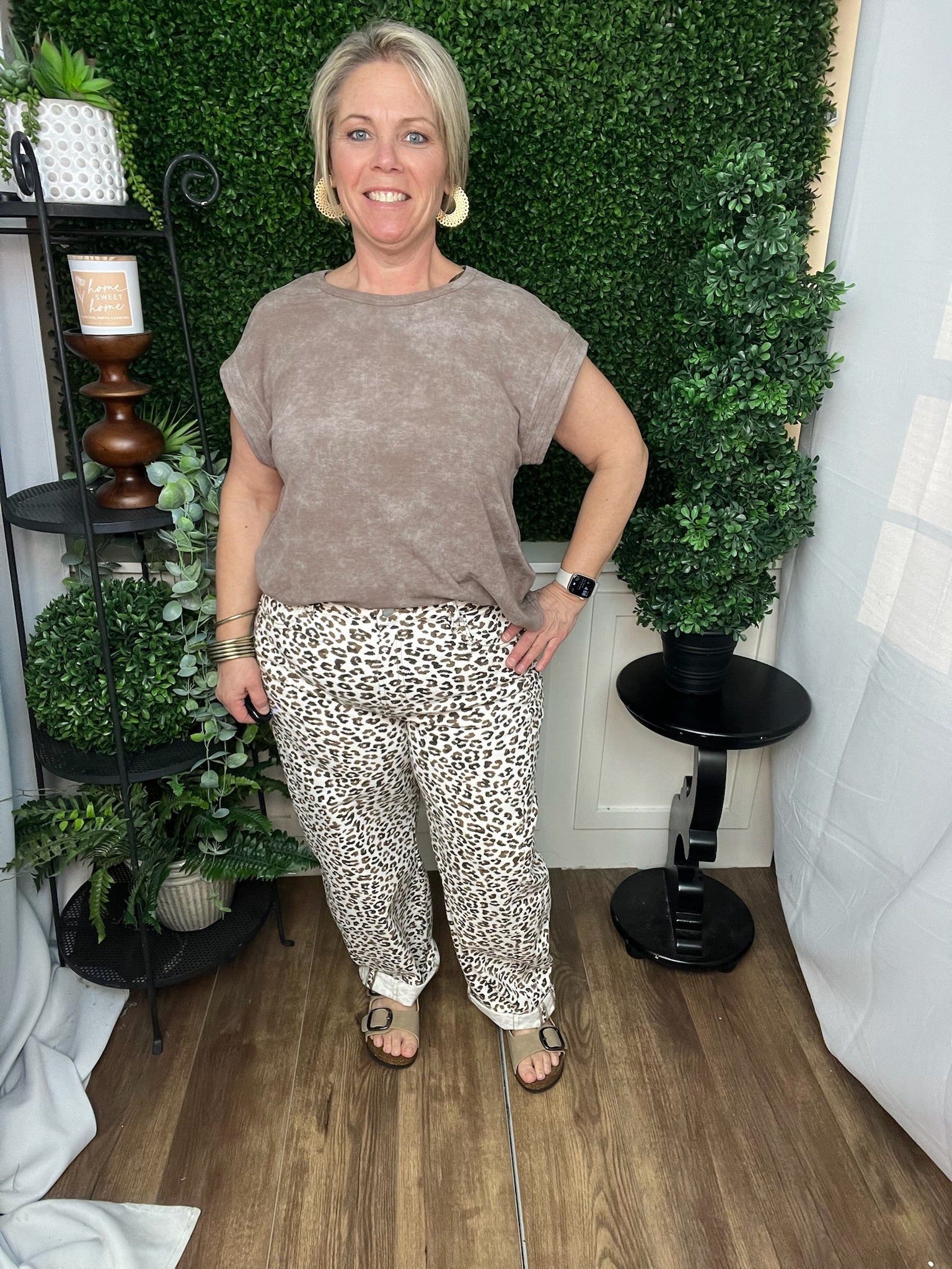 Leopard Print Cropped Barrel Jeans