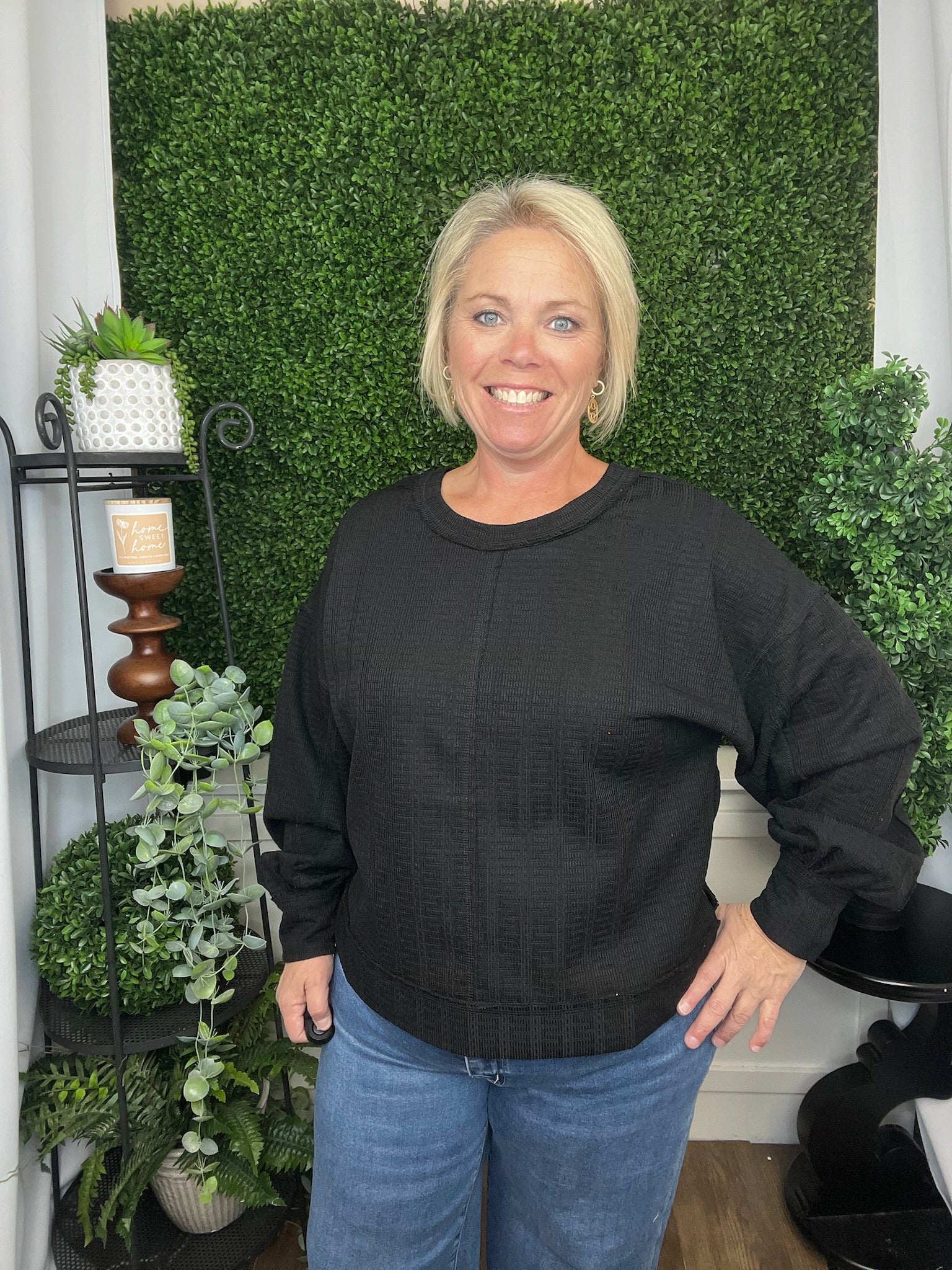 RAW EDGE DETAIL OVERSIZED KNIT TOP - BLACK