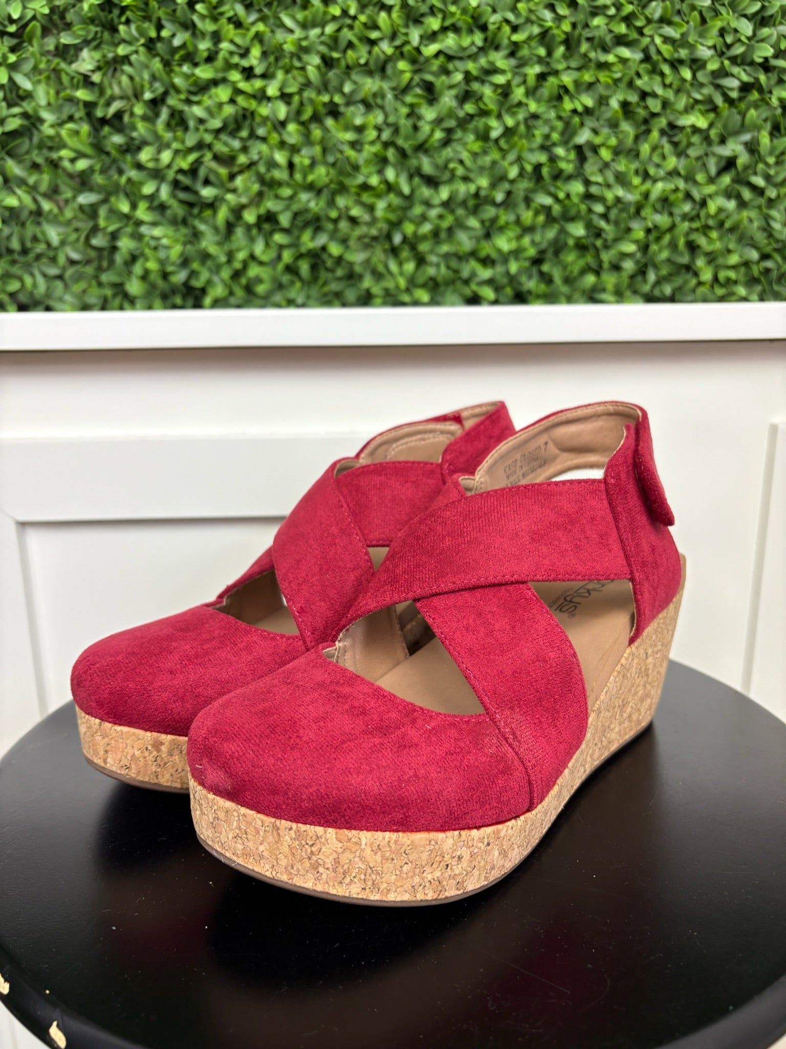 CASE CLOSED - DARK RED FAUX SUEDE