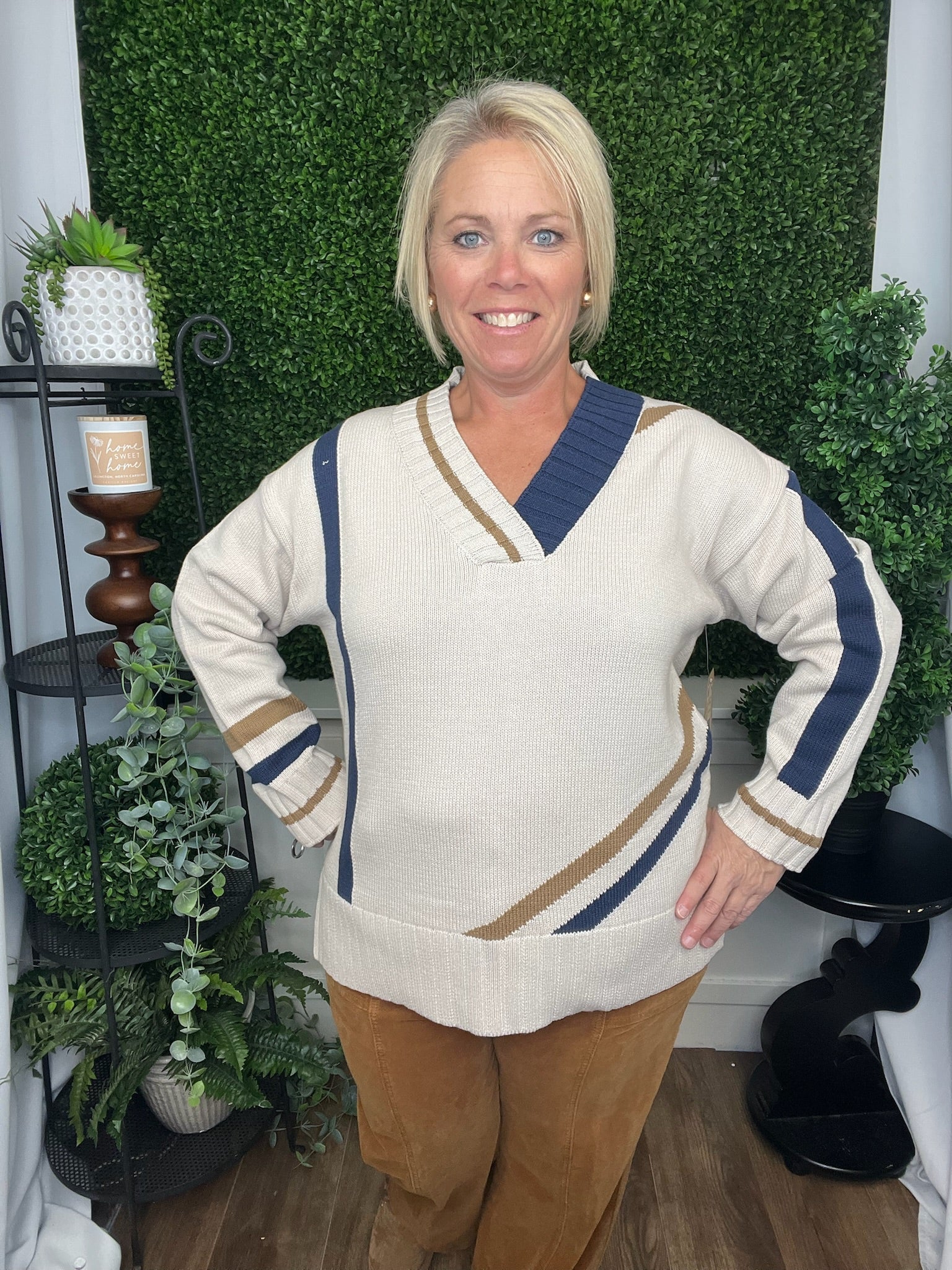 V-NECK VARSITY PULLOVER SWEATER - NATURAL