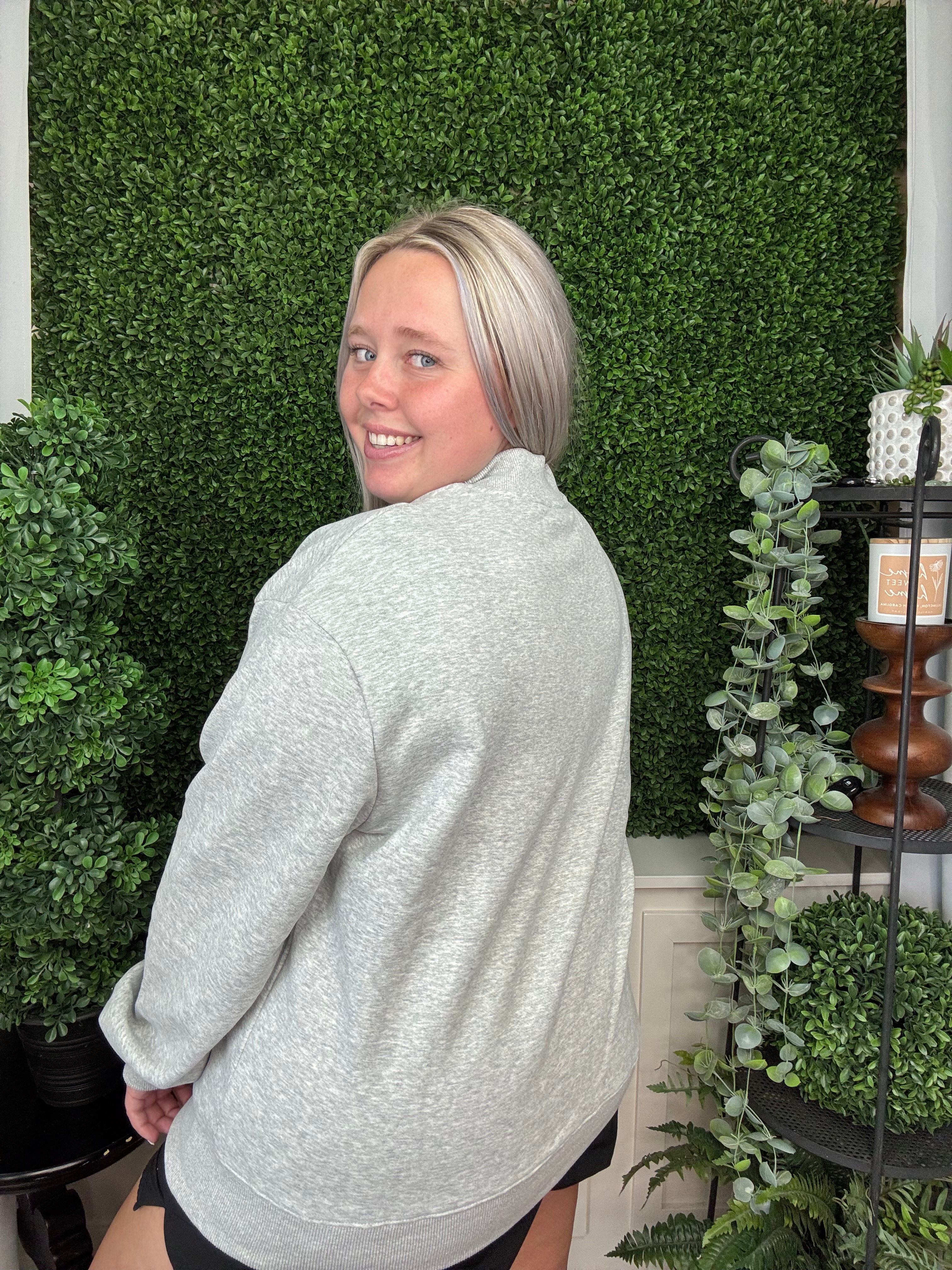 CAMPUS MOCK NECK CREW - DELTA PHI EPSILON