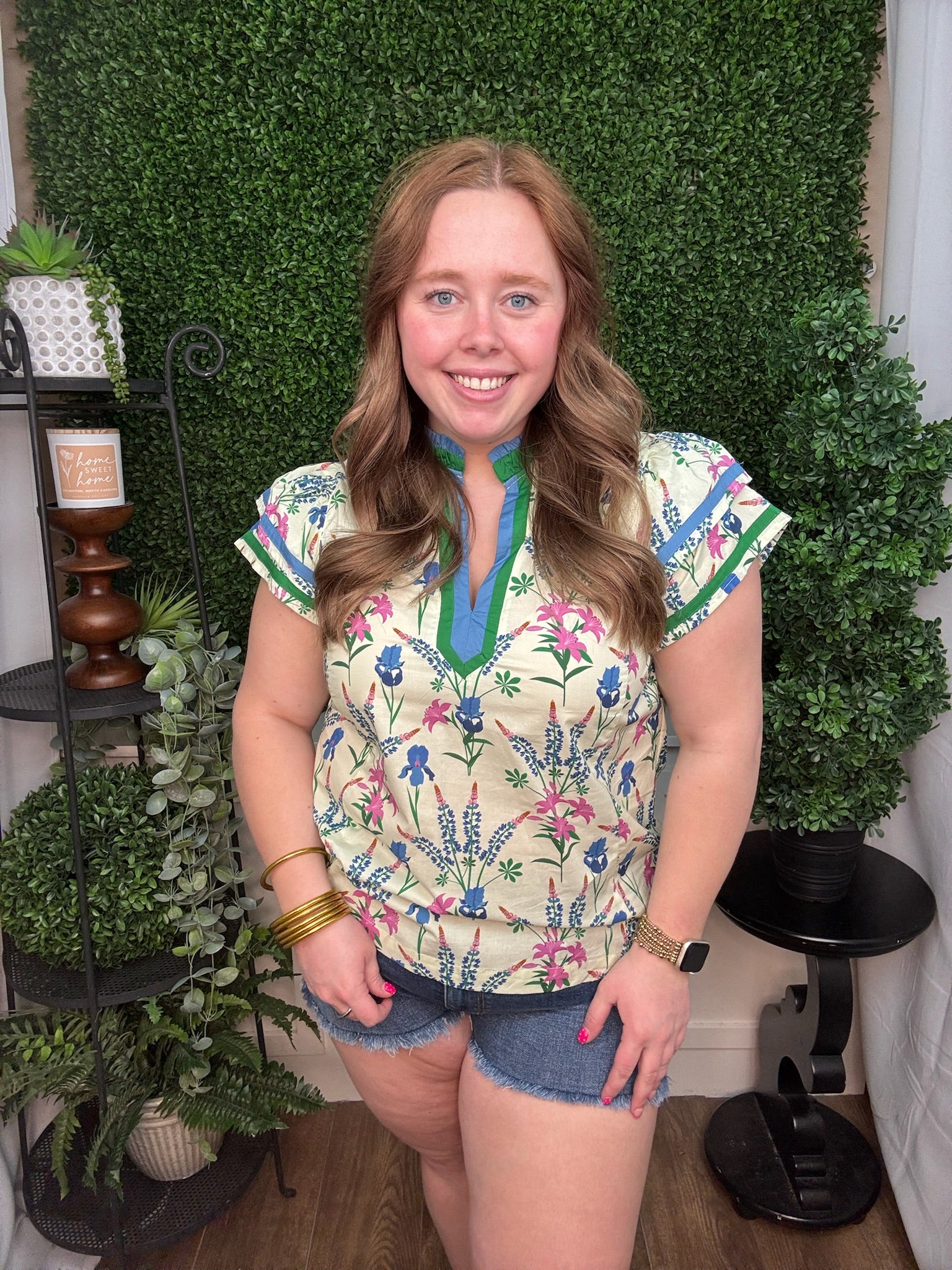 Botanical V-Neck Trim Blouse