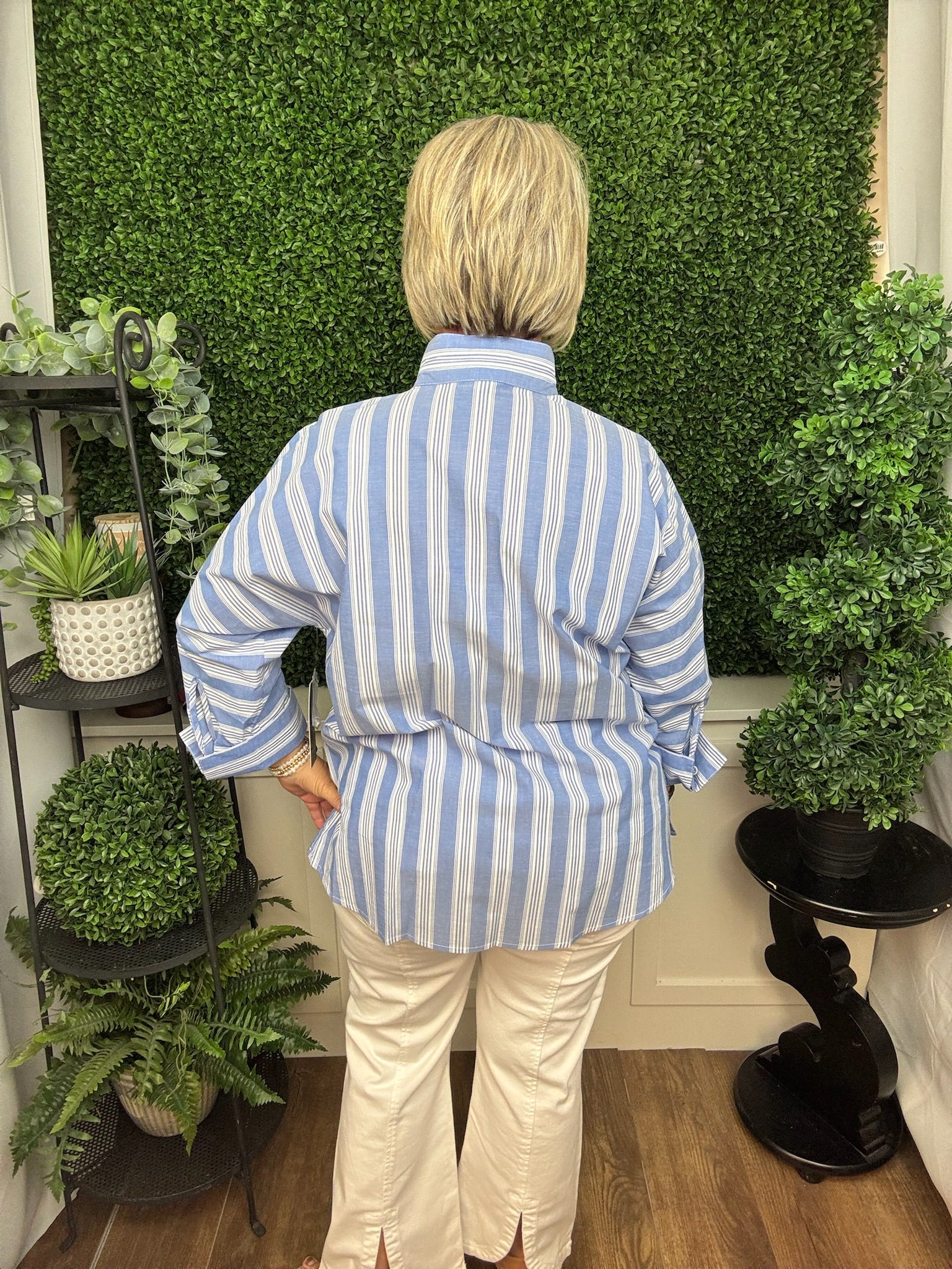 WOVEN YARN DYE POPOVER WIRE COLLAR 3/4 SLEEVE - BLUE STRIPE