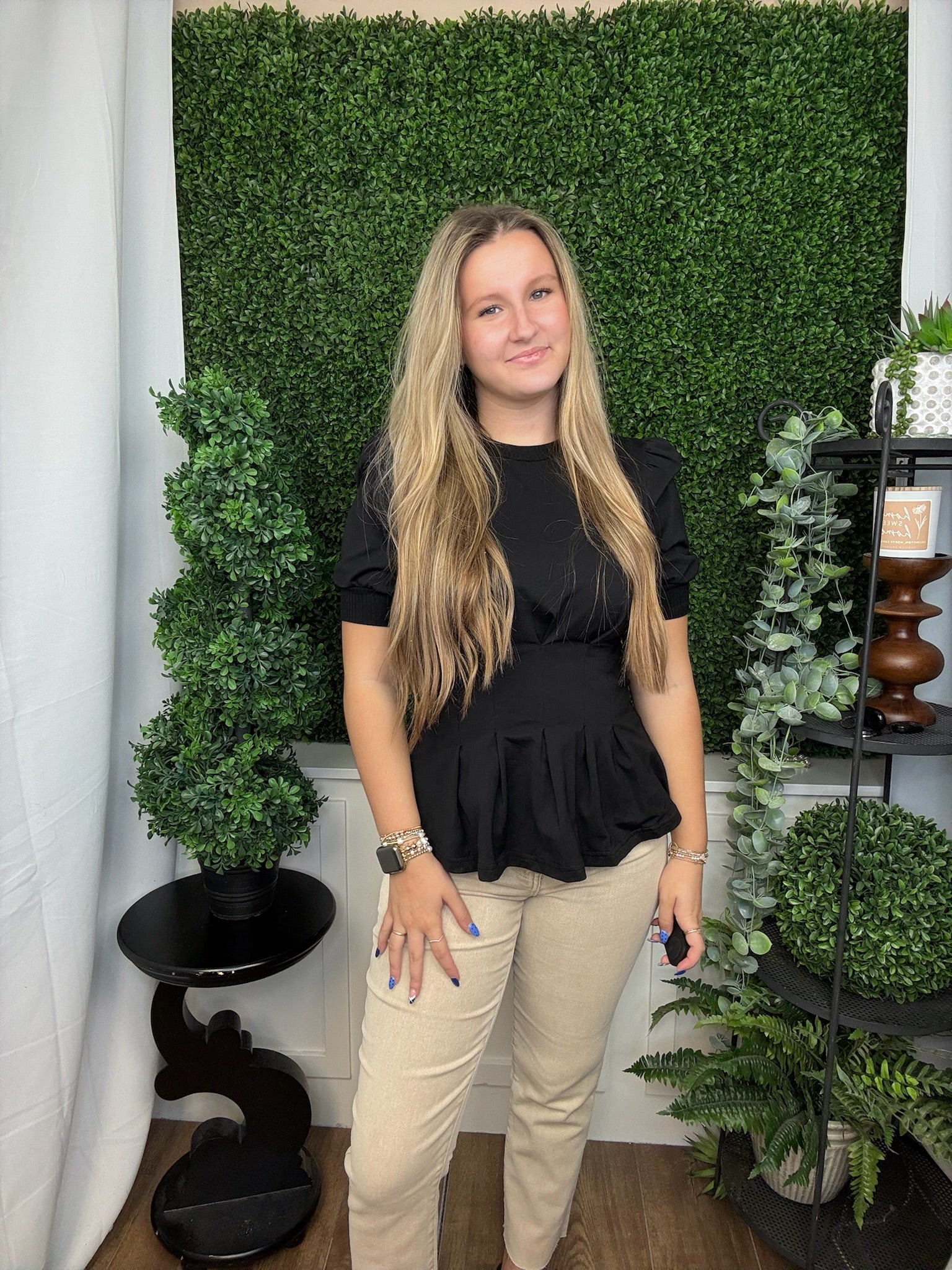 PUFF-SLEEVE PLEATED-WAIST PEPLUM TOP - BLACK