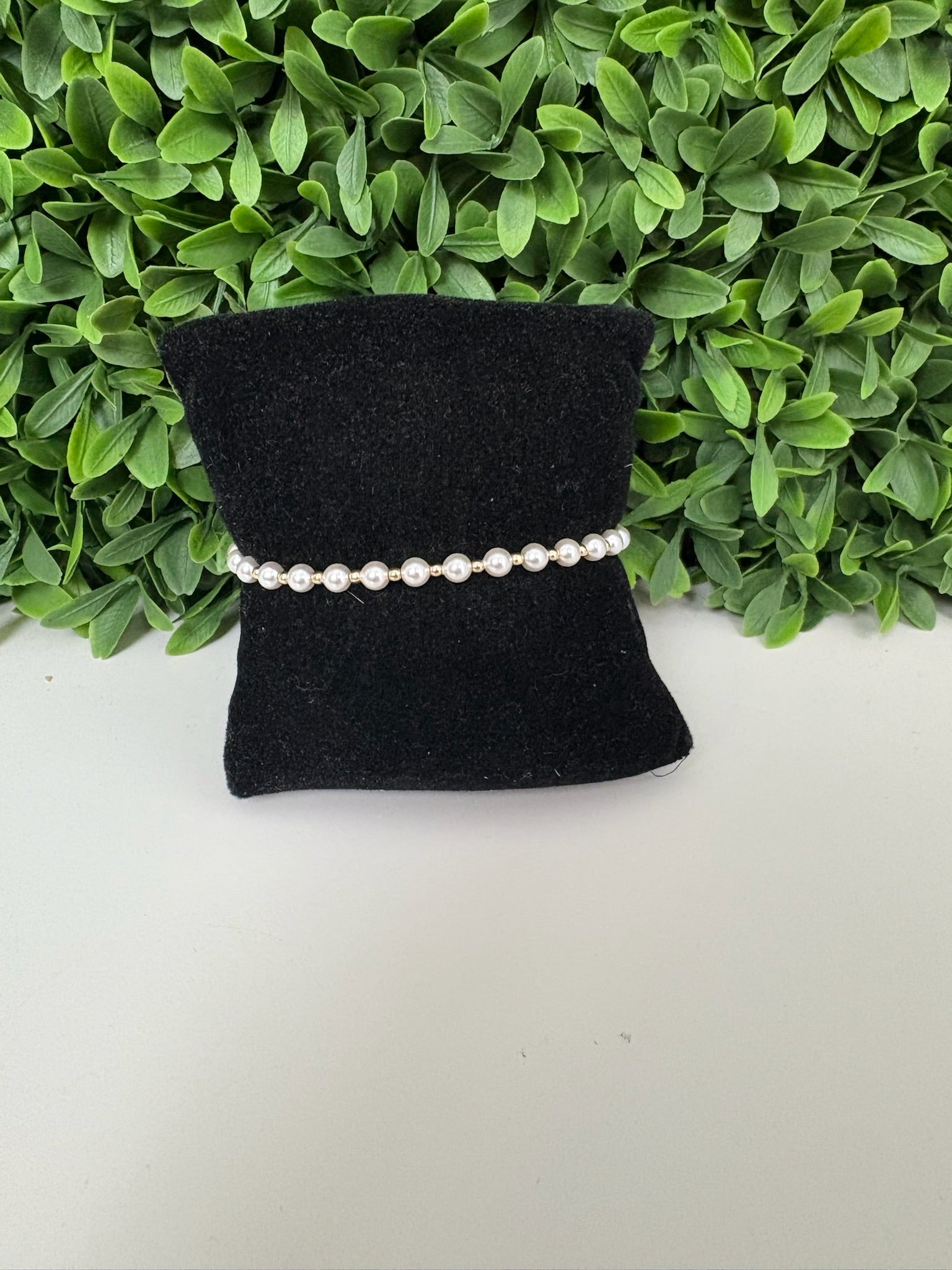 CLASSIC GRATEFUL PATTERN 4MM BEAD BRAC - PEARL