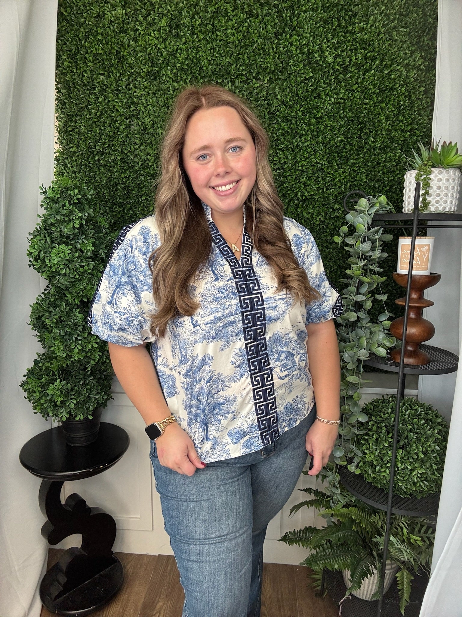 TOILE PRINT SHORT PUFF SLEEVE TOP - NAVY