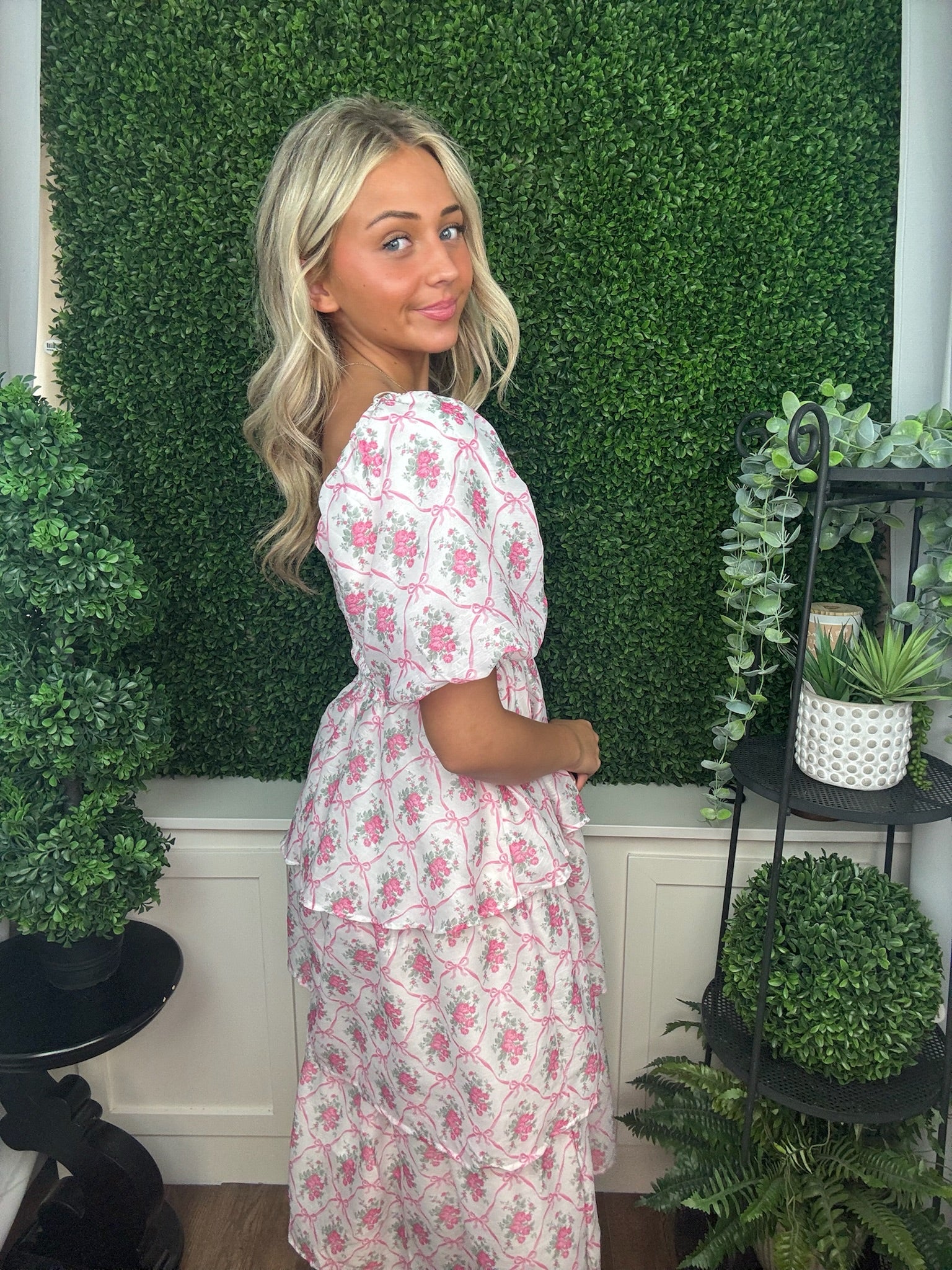 Floral Printed Bubble Sleeve Tiered Midi Dress