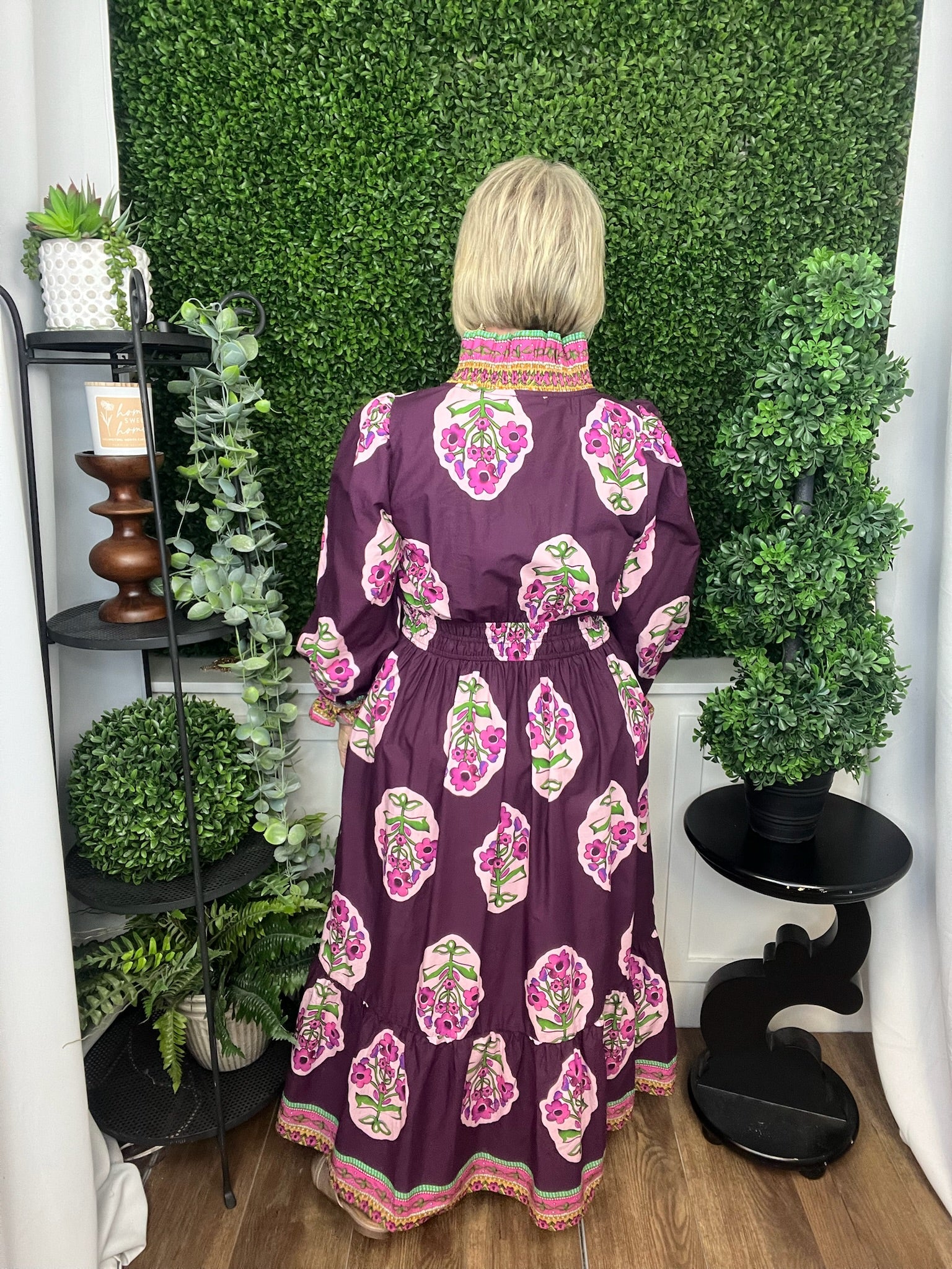 FLOWER PATCH BORDER VNEC OPEN COLLAR RUFFLE SLEEVE DRESS - PLUM MIX