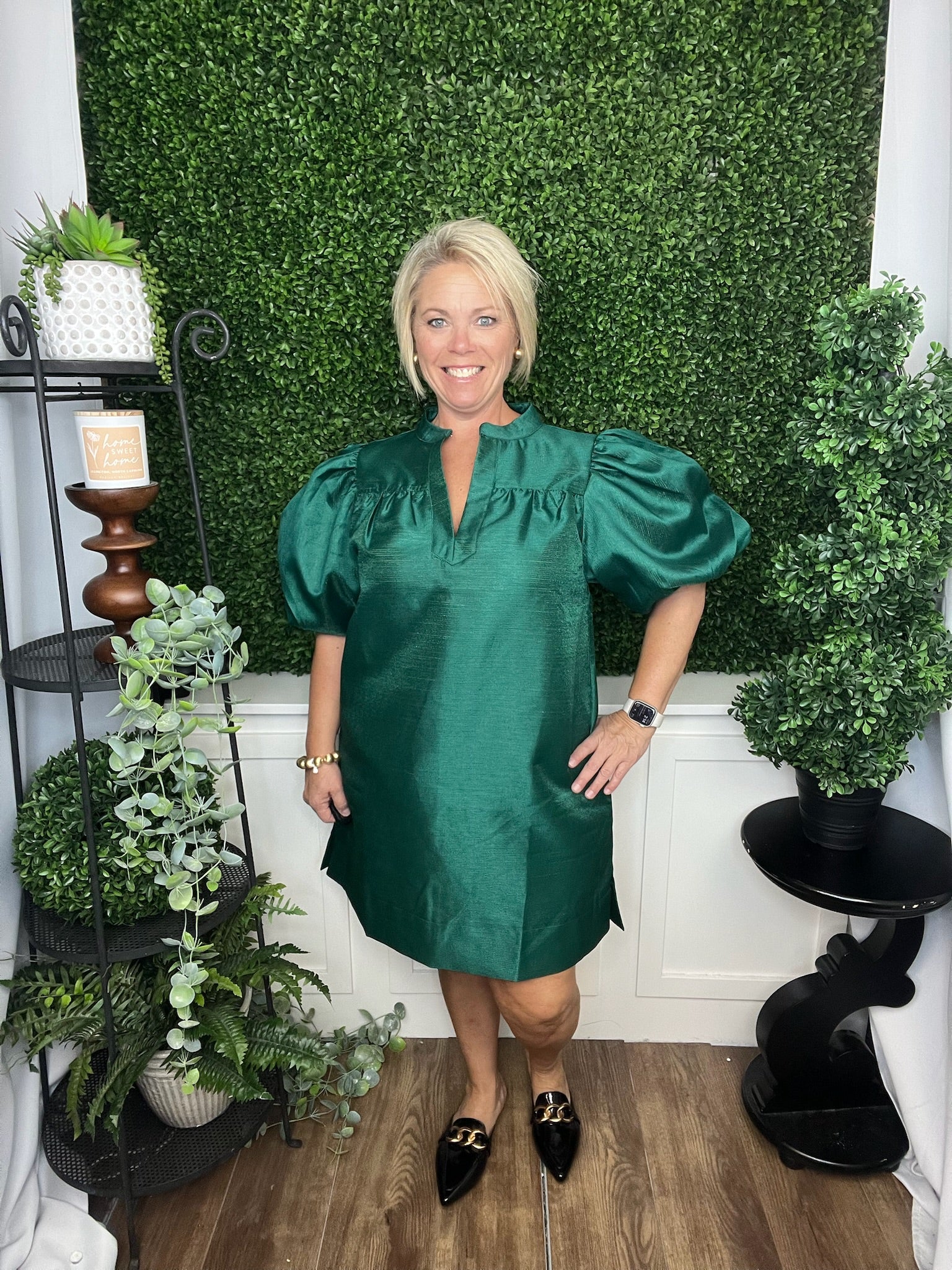 ROUND NECK PUFF SLV MINI DRESS