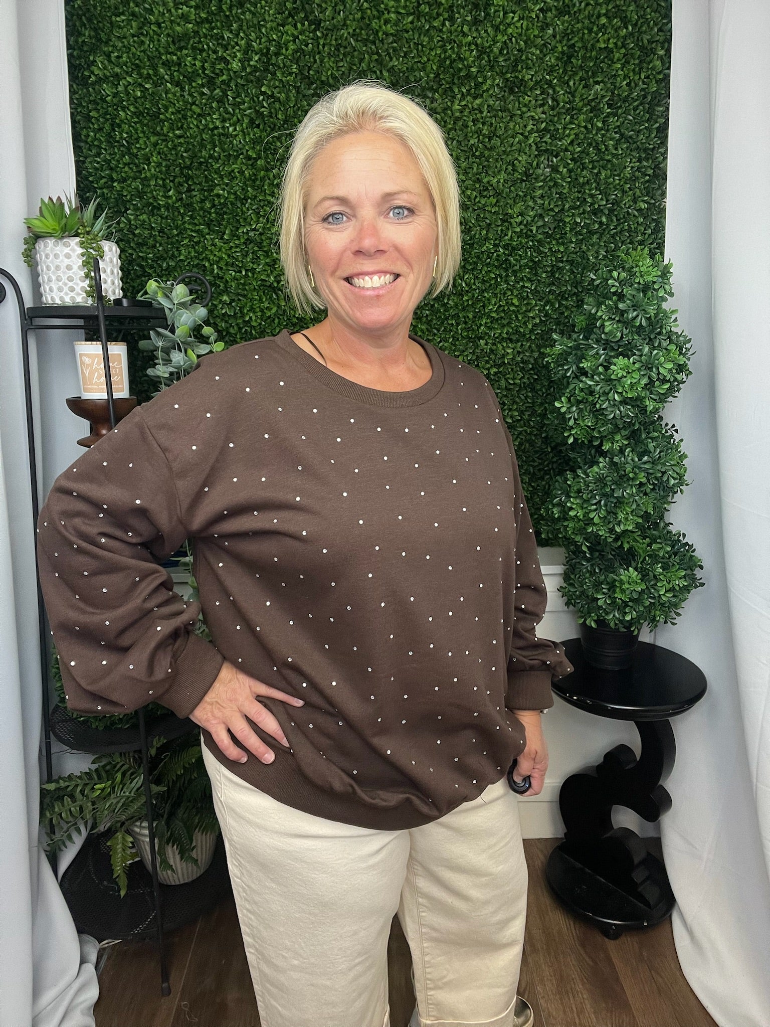 PULLOVER TOP W/RHINESTONE - COCO