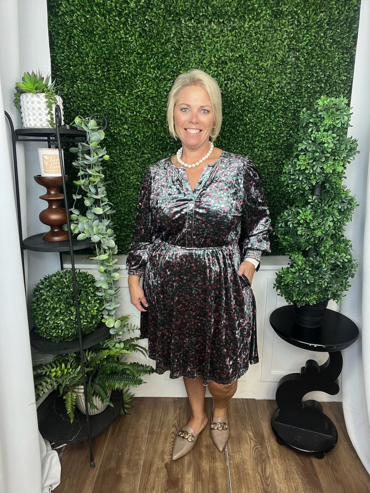 SPLIT VNECK SMOCKED HEM LS DRESS - H. GREEN