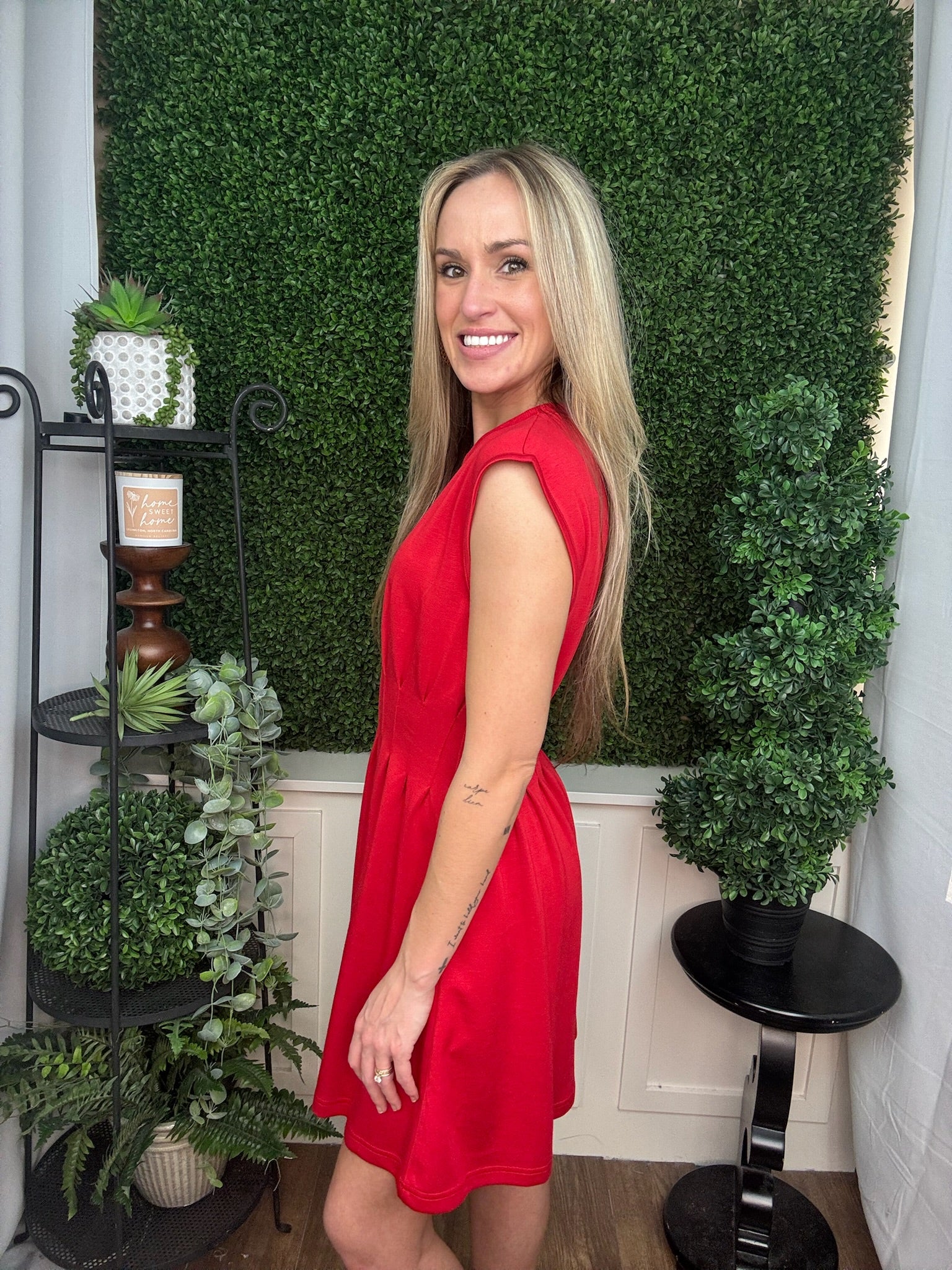 SHORT SLEEVE SOLID DRESS