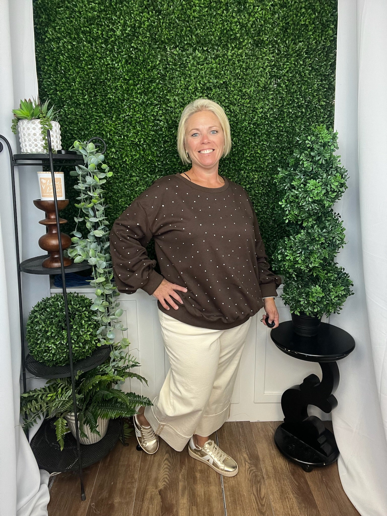 PULLOVER TOP W/RHINESTONE - COCO